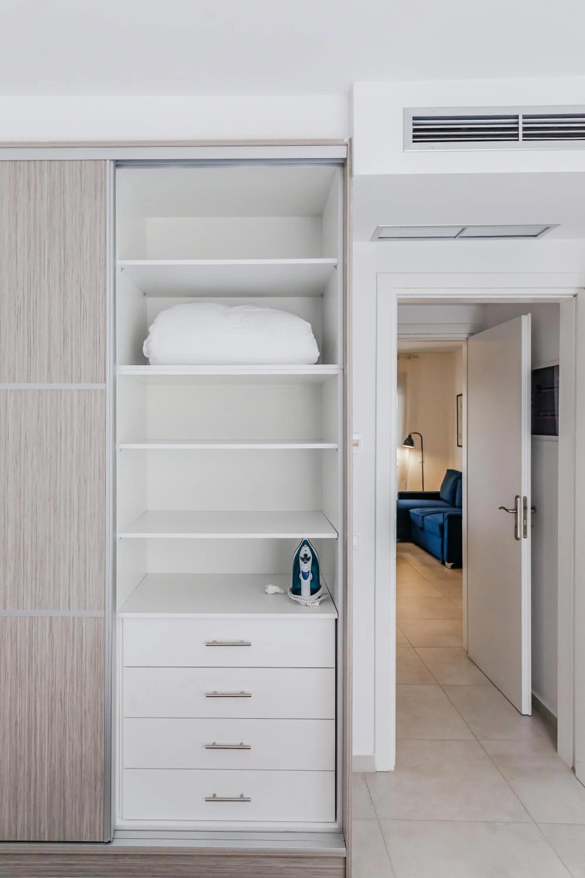 Bed in Noon Smart Residences