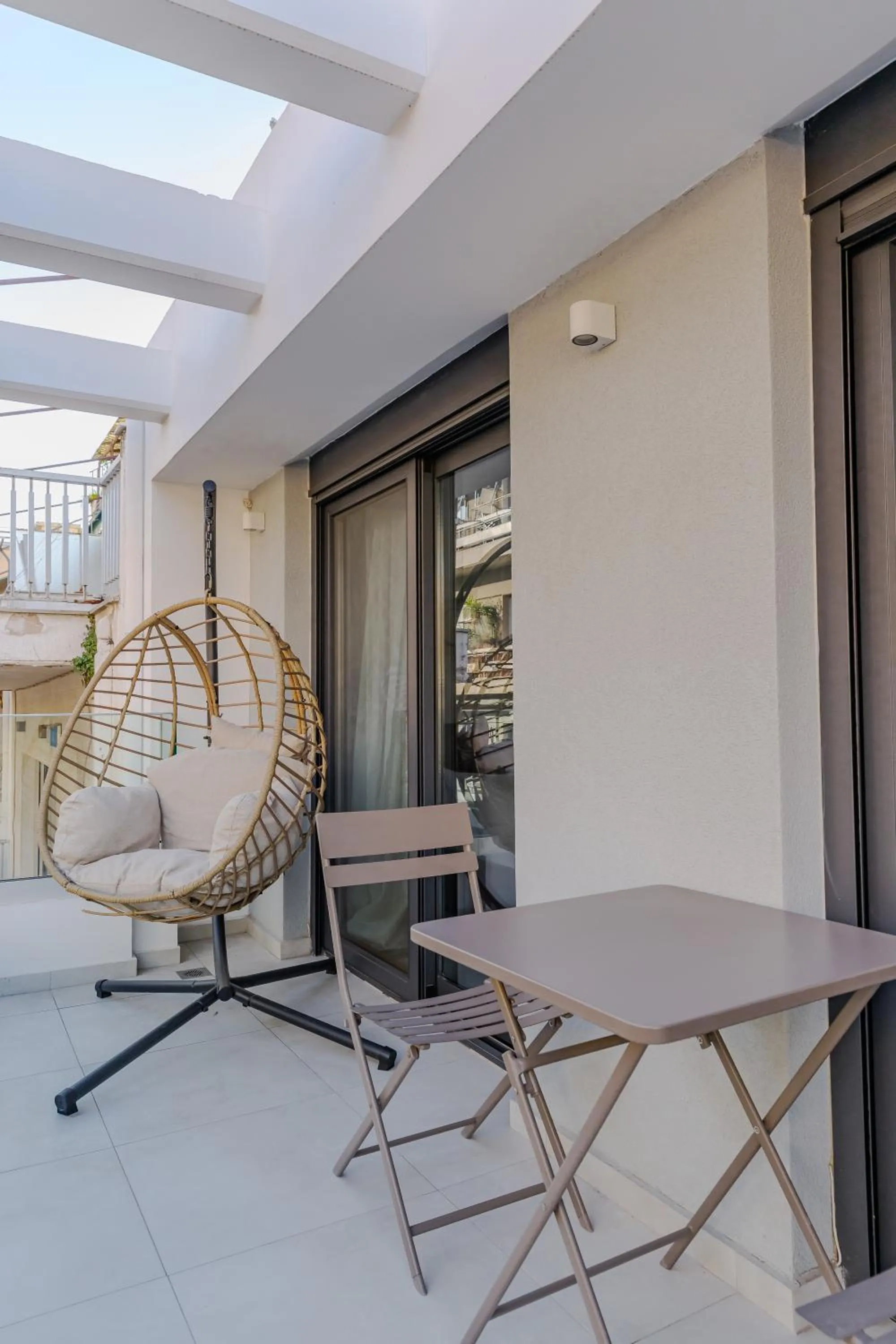 Day in Noon Smart Residences