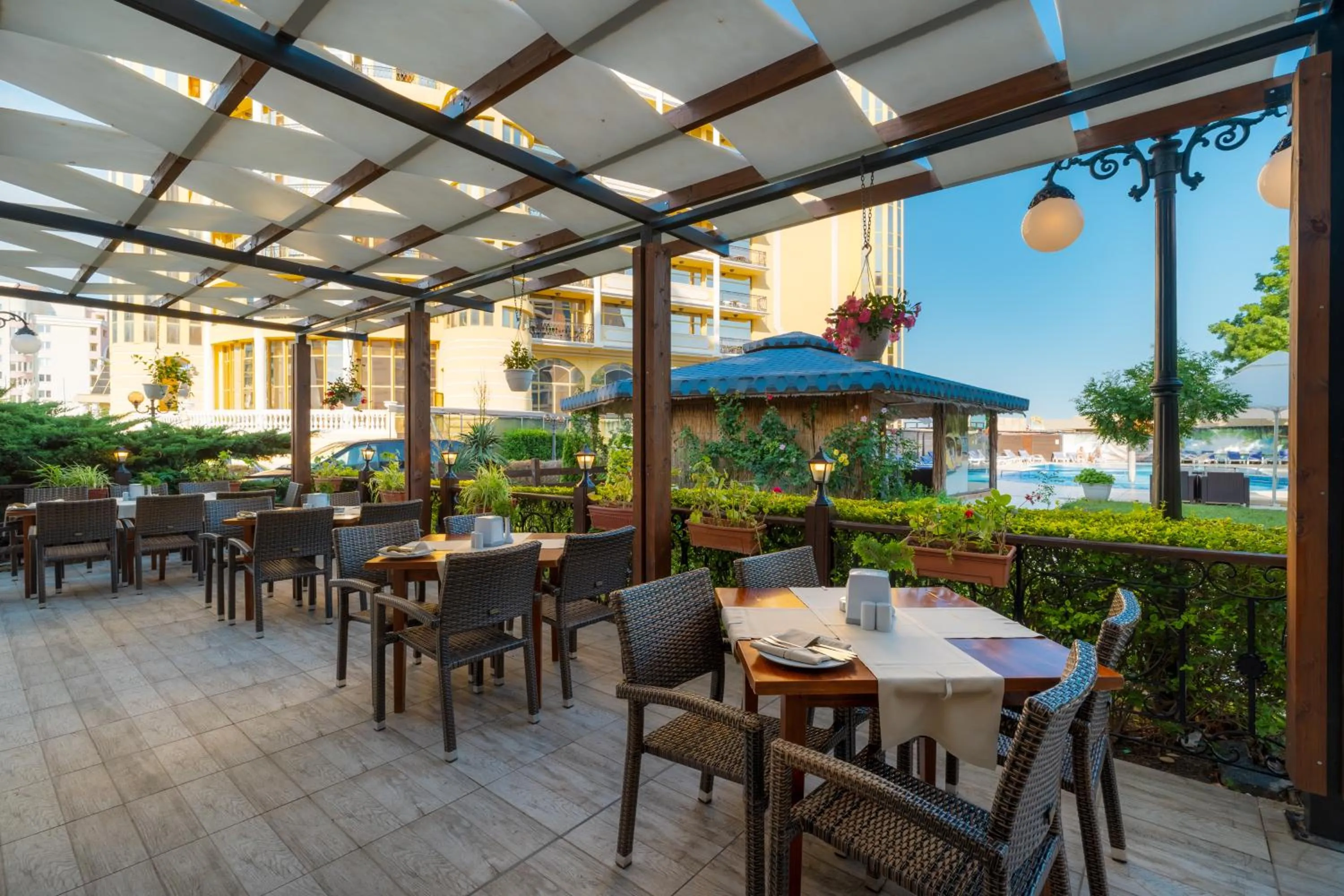 Patio in MPM Hotel Condor - All Inclusive Light