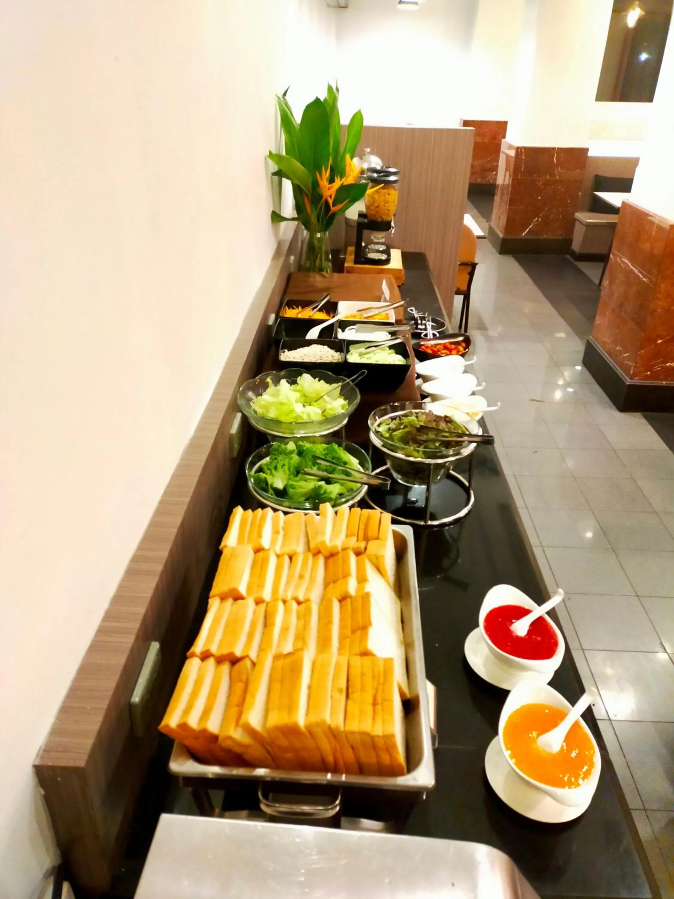 Breakfast in Songphanburi Hotel