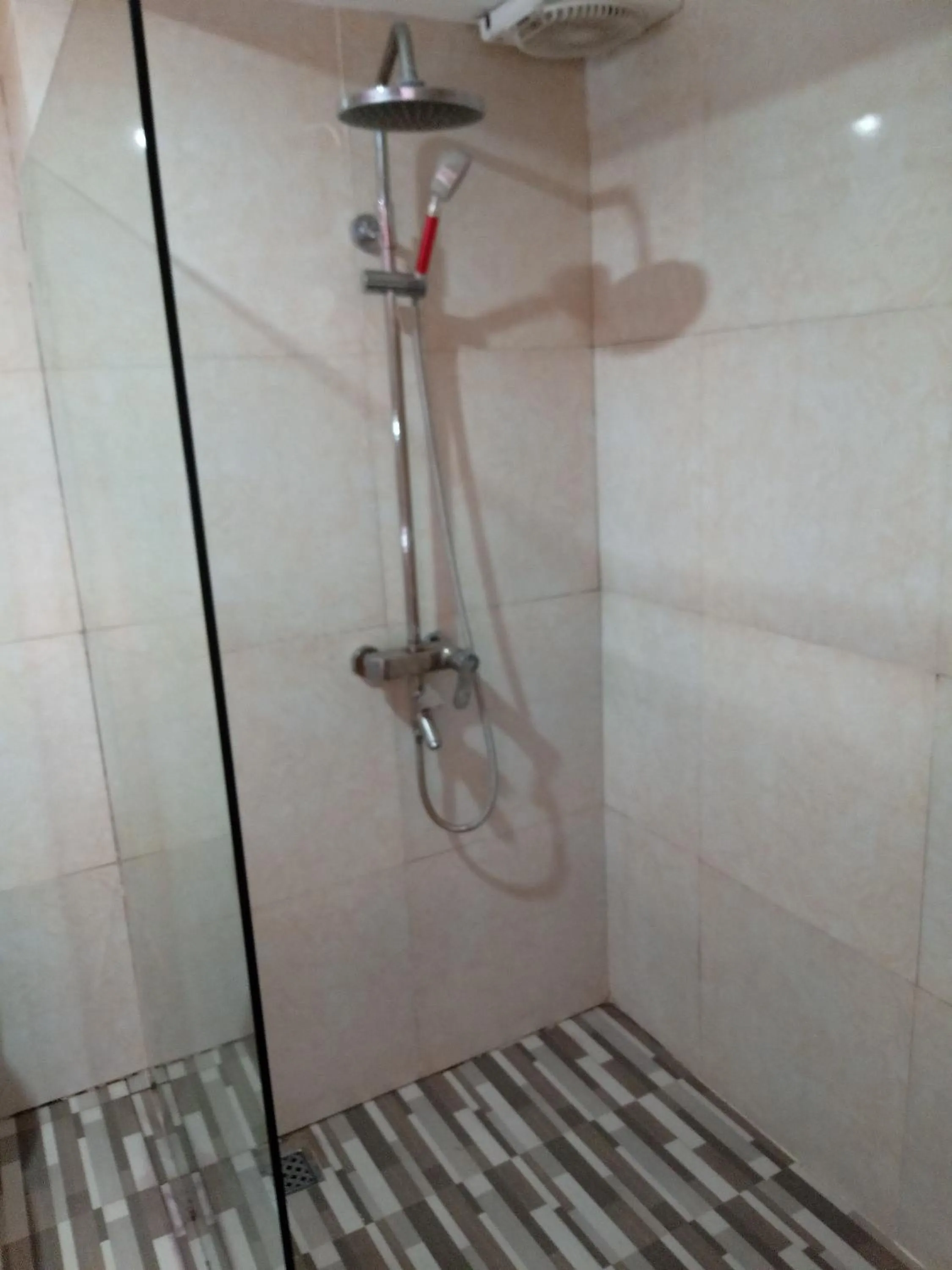 Shower in Sapa Scenery Hotel