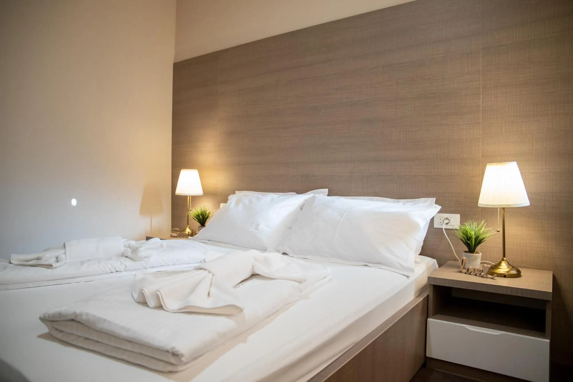 Bed in Hotel Narenta