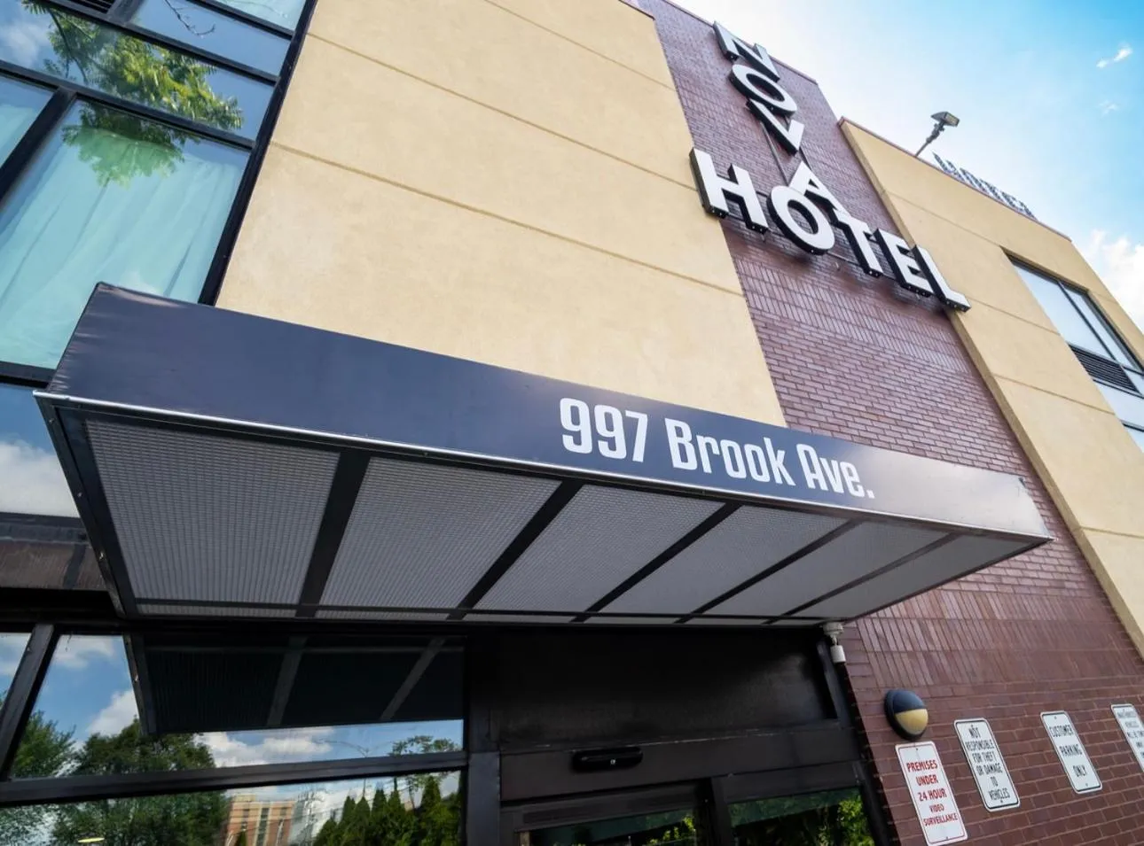 Property logo or sign in Nova Hotel Bronx