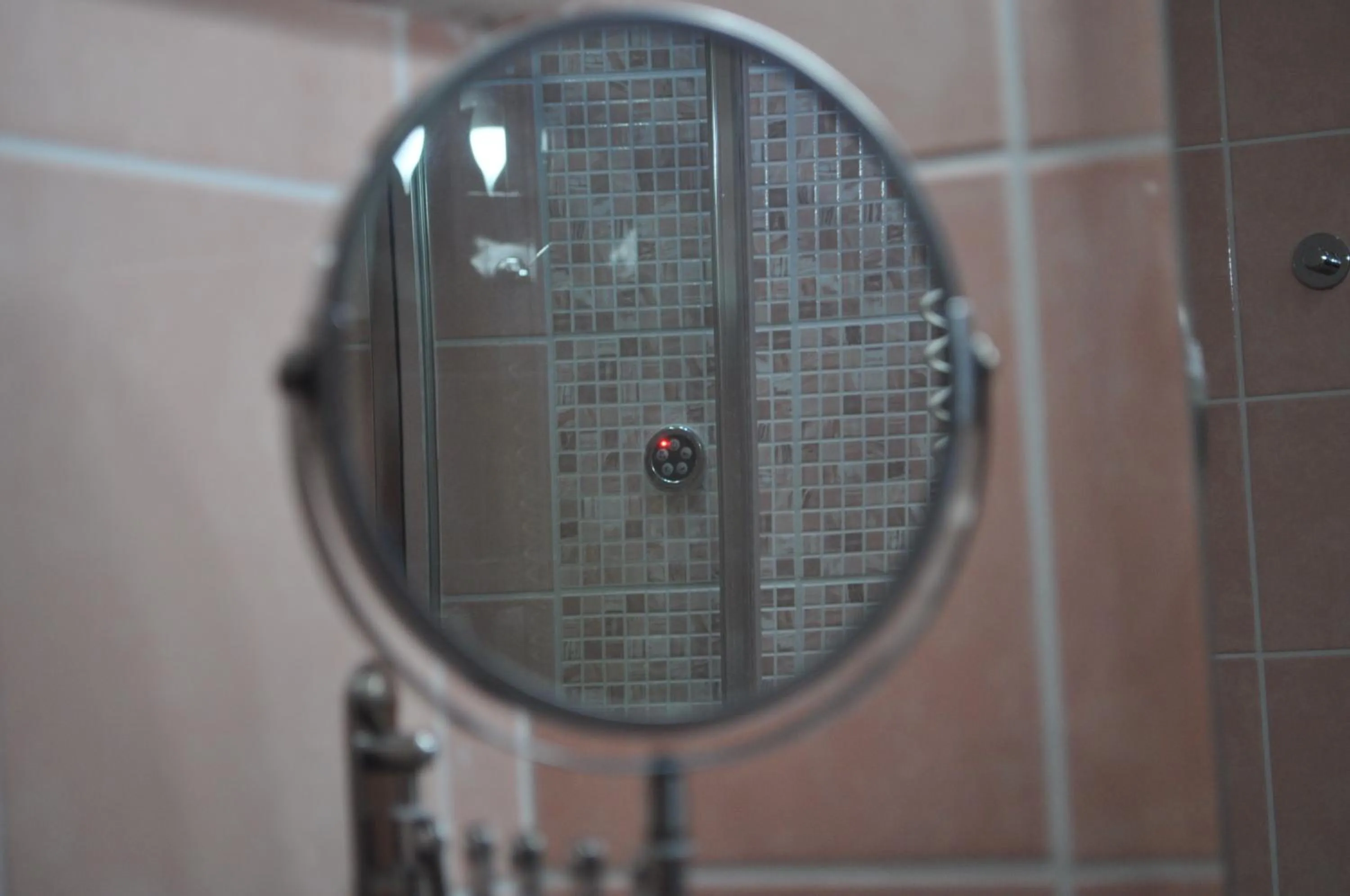 Bathroom in 7 Contrade