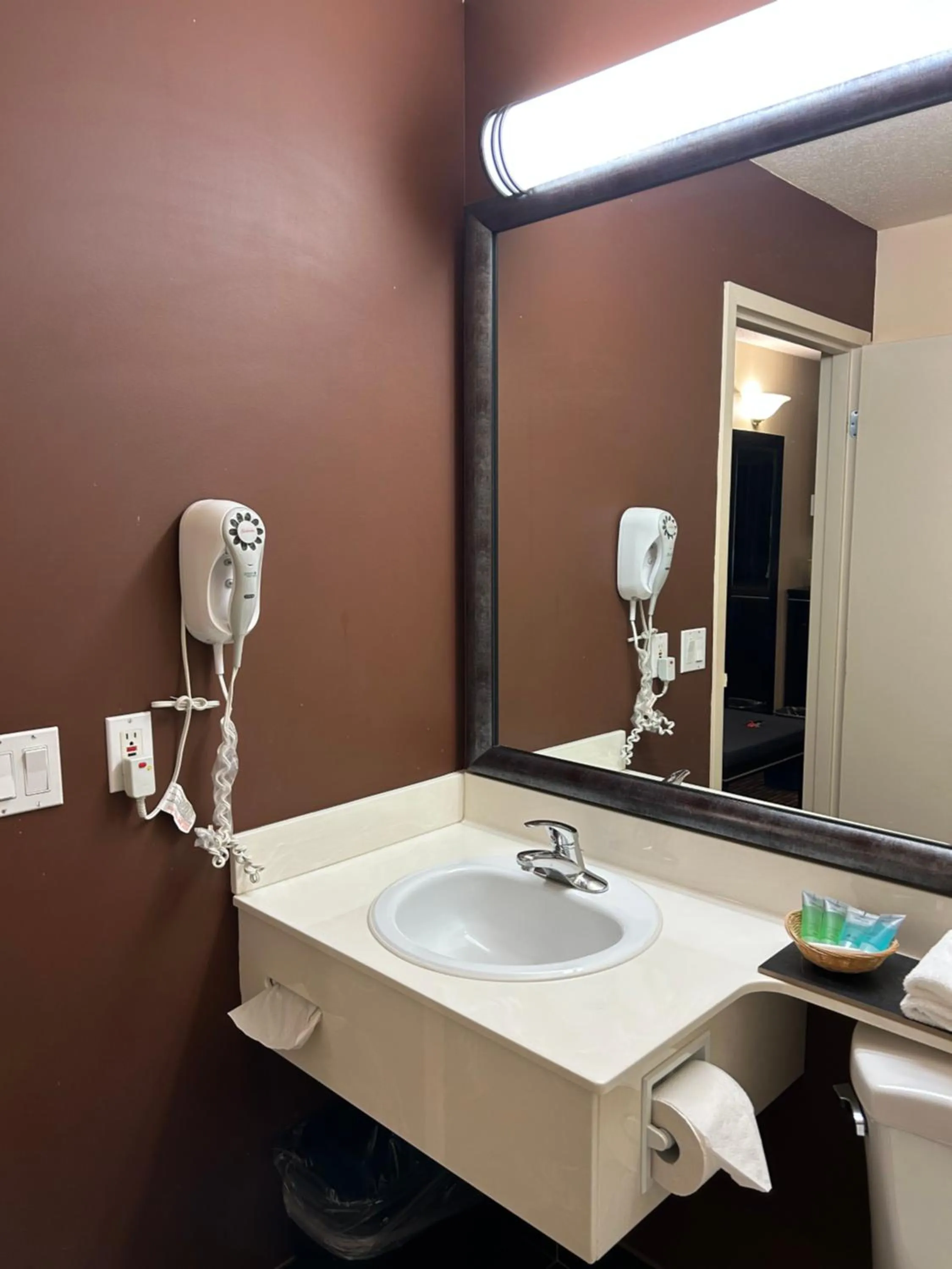 Travelodge by Wyndham Valleyview AB