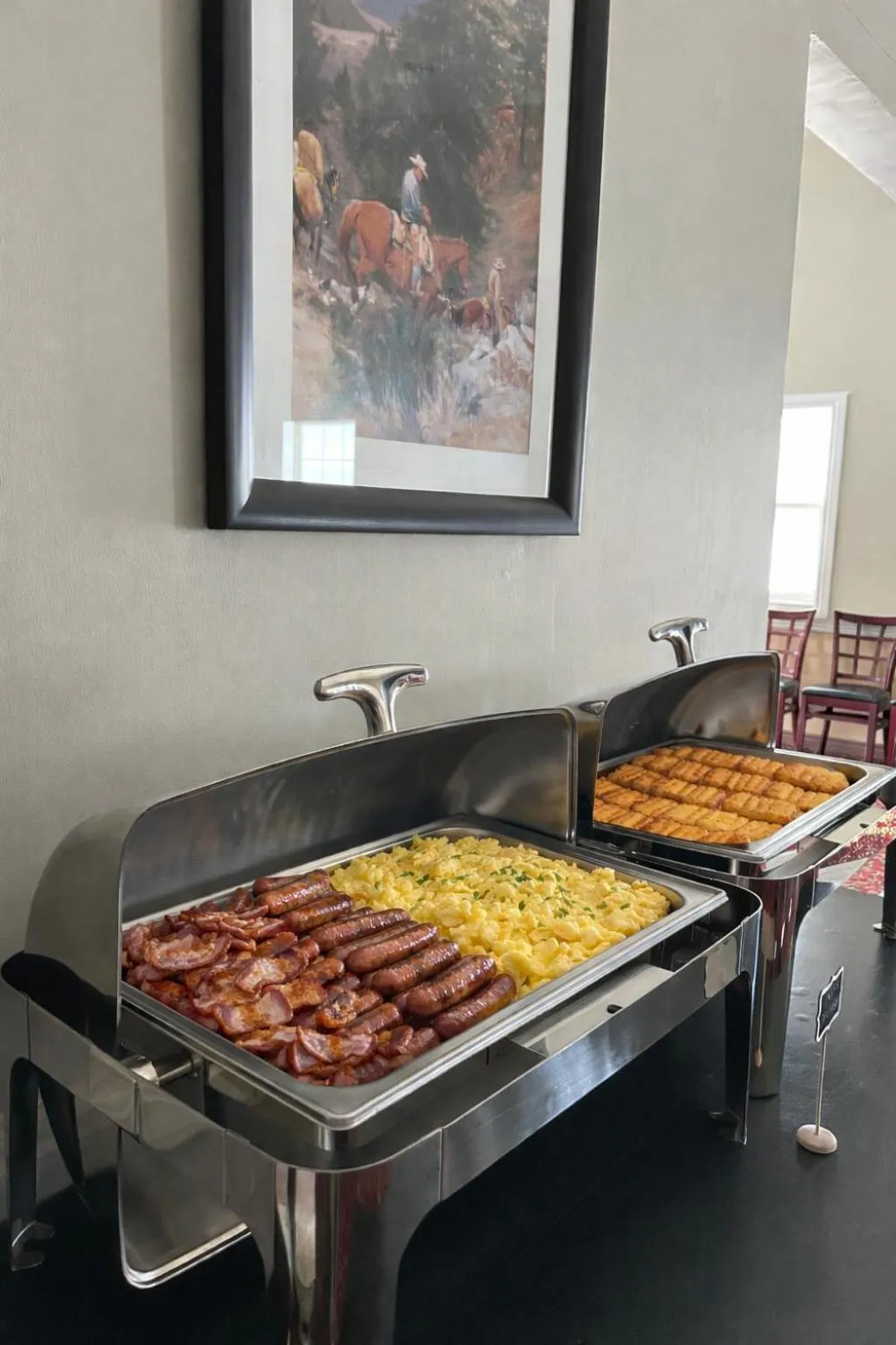 Breakfast in Travelodge by Wyndham Valleyview AB