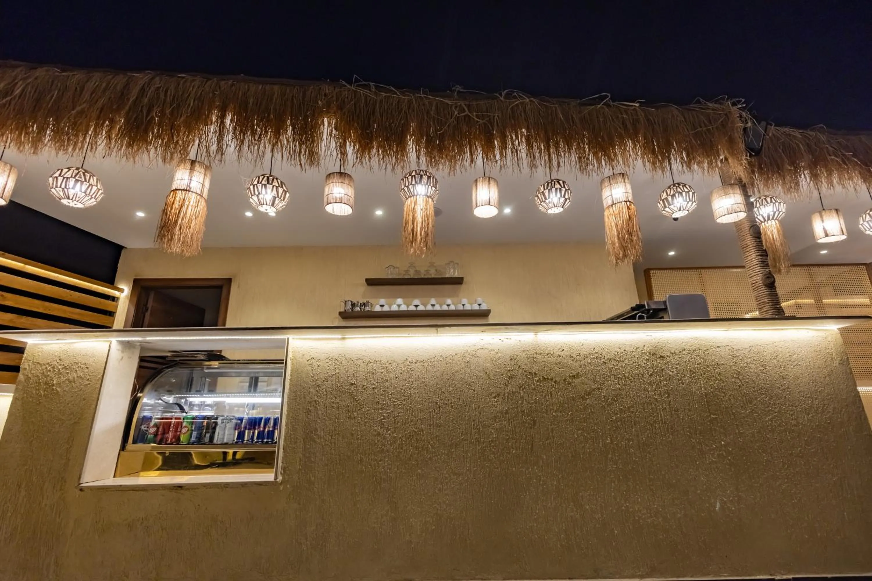 Food and drinks in The Palace Pyramids View Hotel