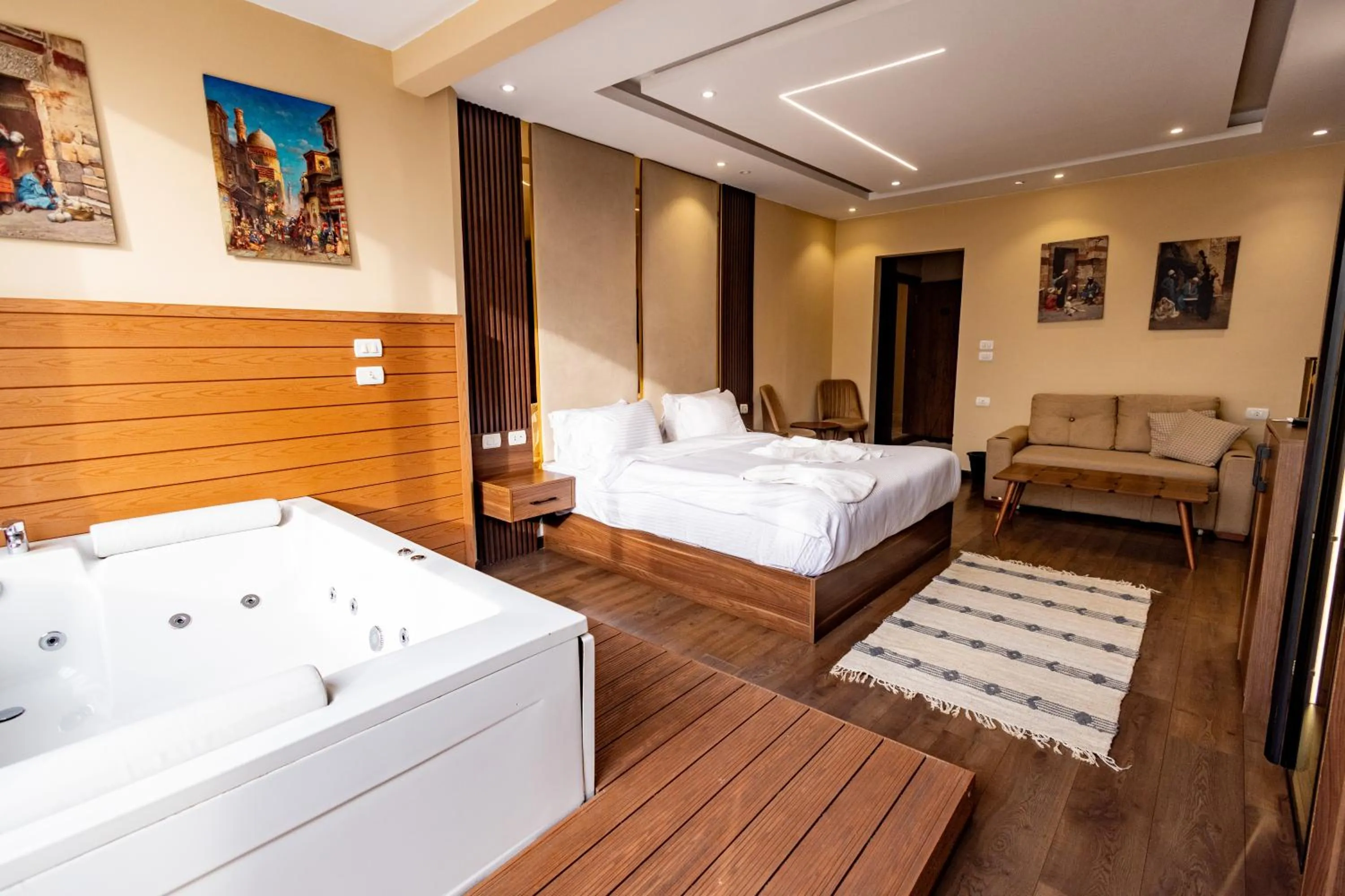 Bed in The Palace Pyramids View Hotel