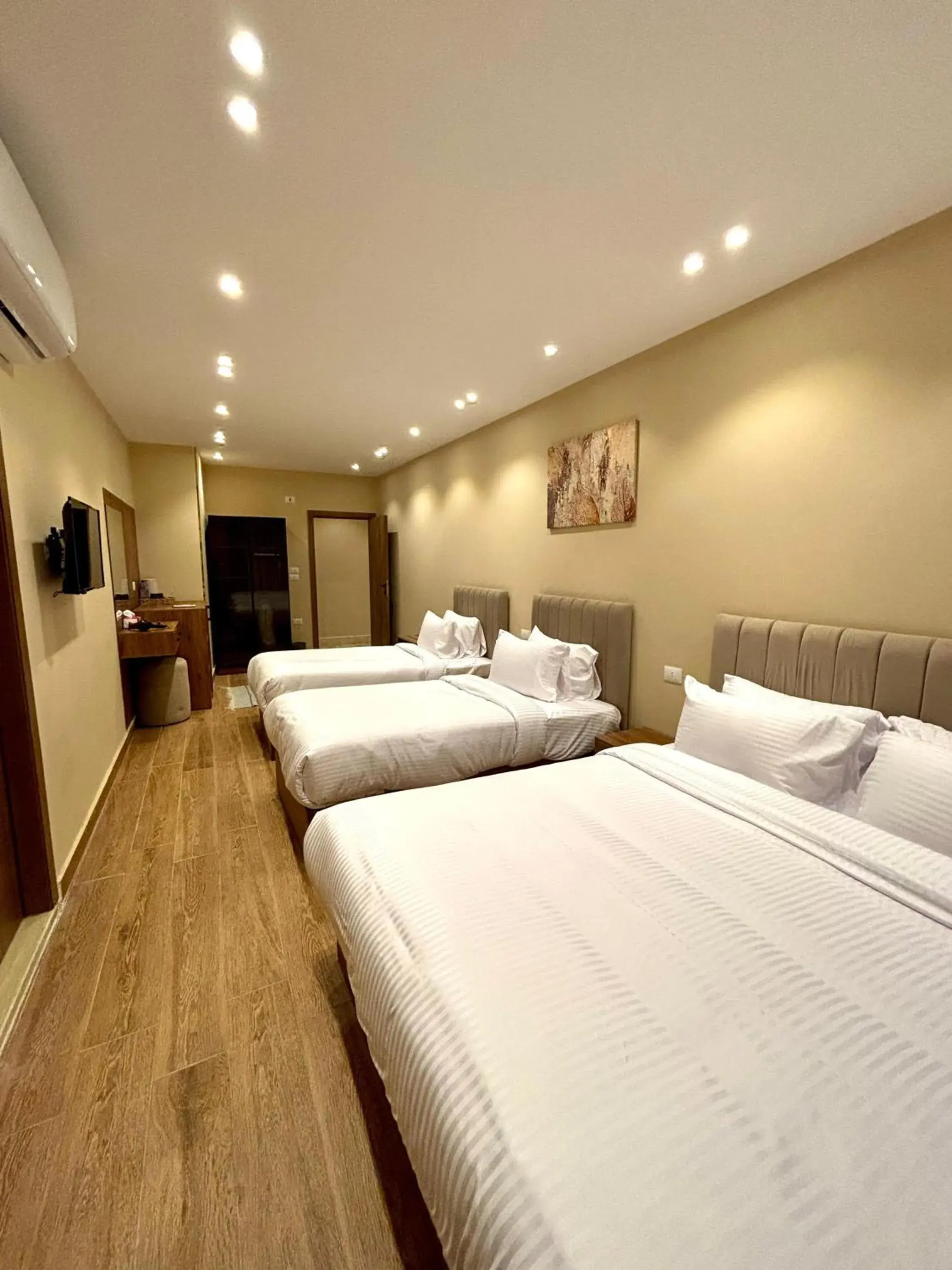 Quadruple Room with Private Bathroom in The Palace Pyramids View Hotel Quadruple Room with Private Bathroom in The Palace Pyramids View Hotel