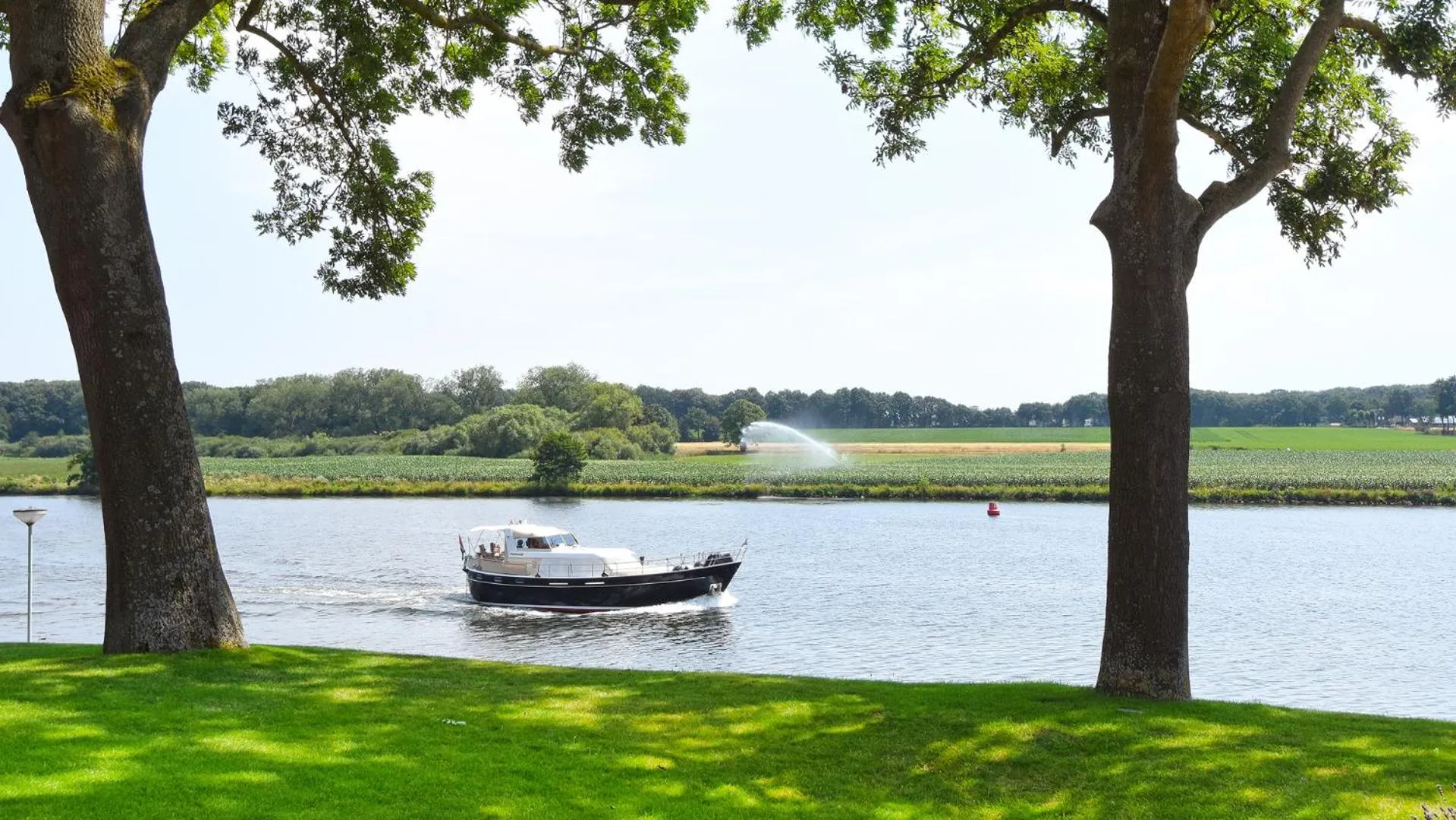 Garden in Het Raadhuys - design B&B