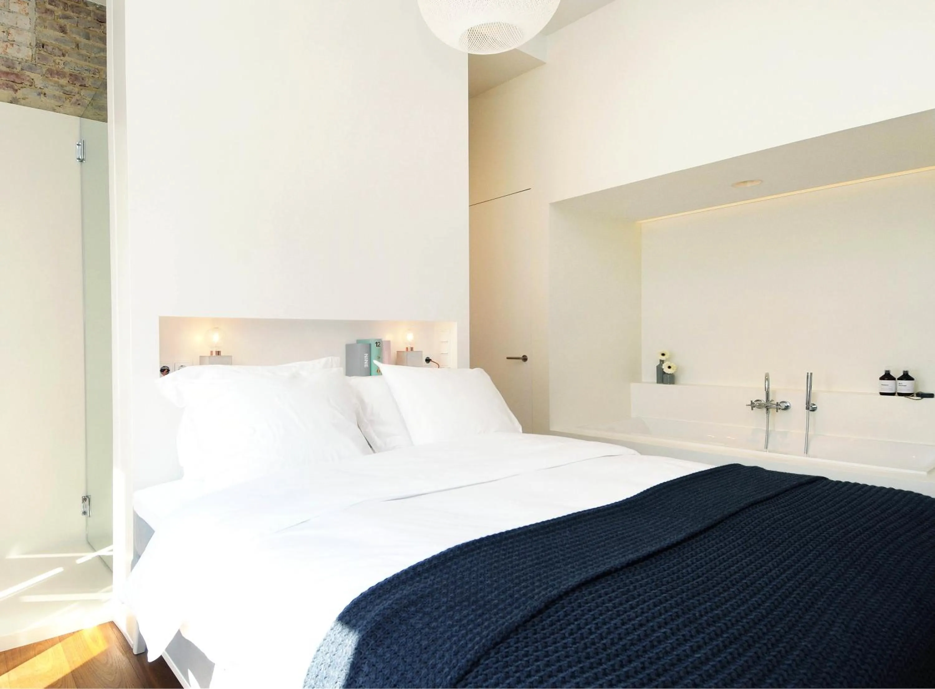 Decorative detail, Bed in Het Raadhuys - design B&B