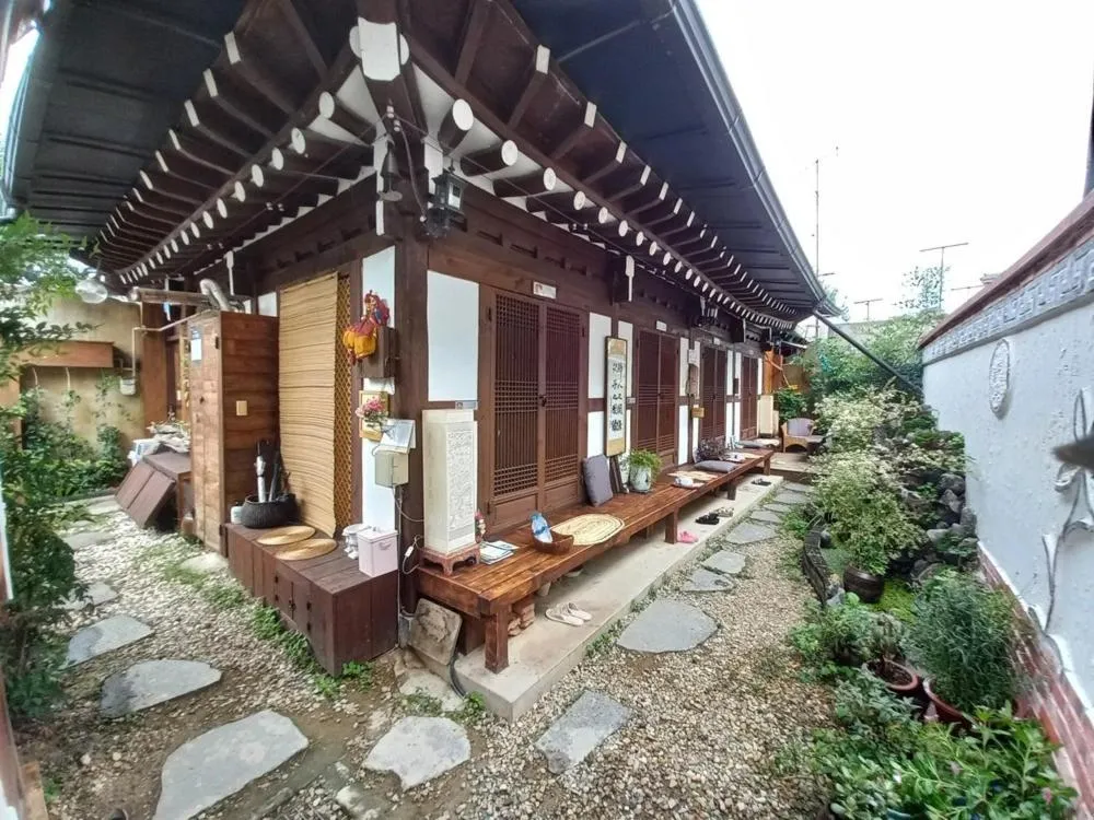 Jeonju Sanyacho Pension