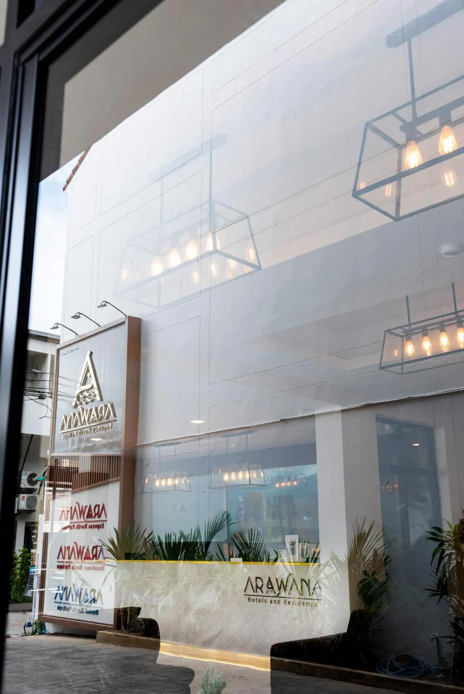 Logo/Certificate/Sign in Arawana Express North Pattaya