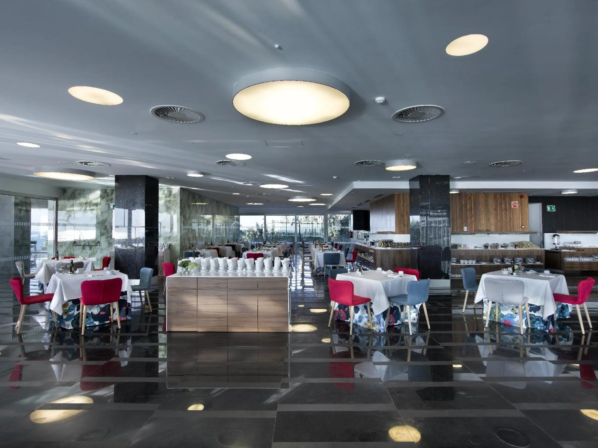 Restaurant/places to eat in Parador de Cádiz