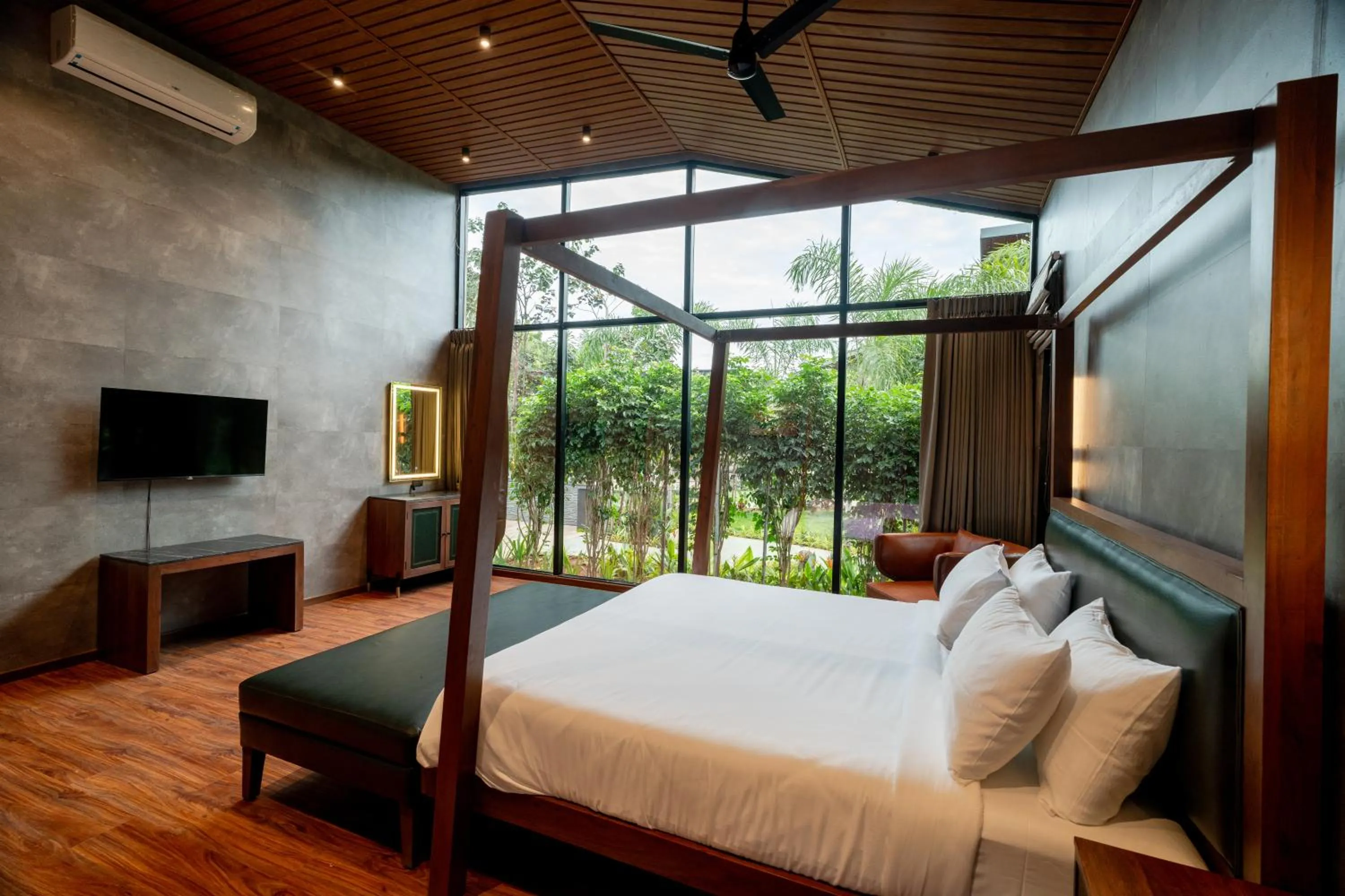 Natural landscape, Bed in Forrest