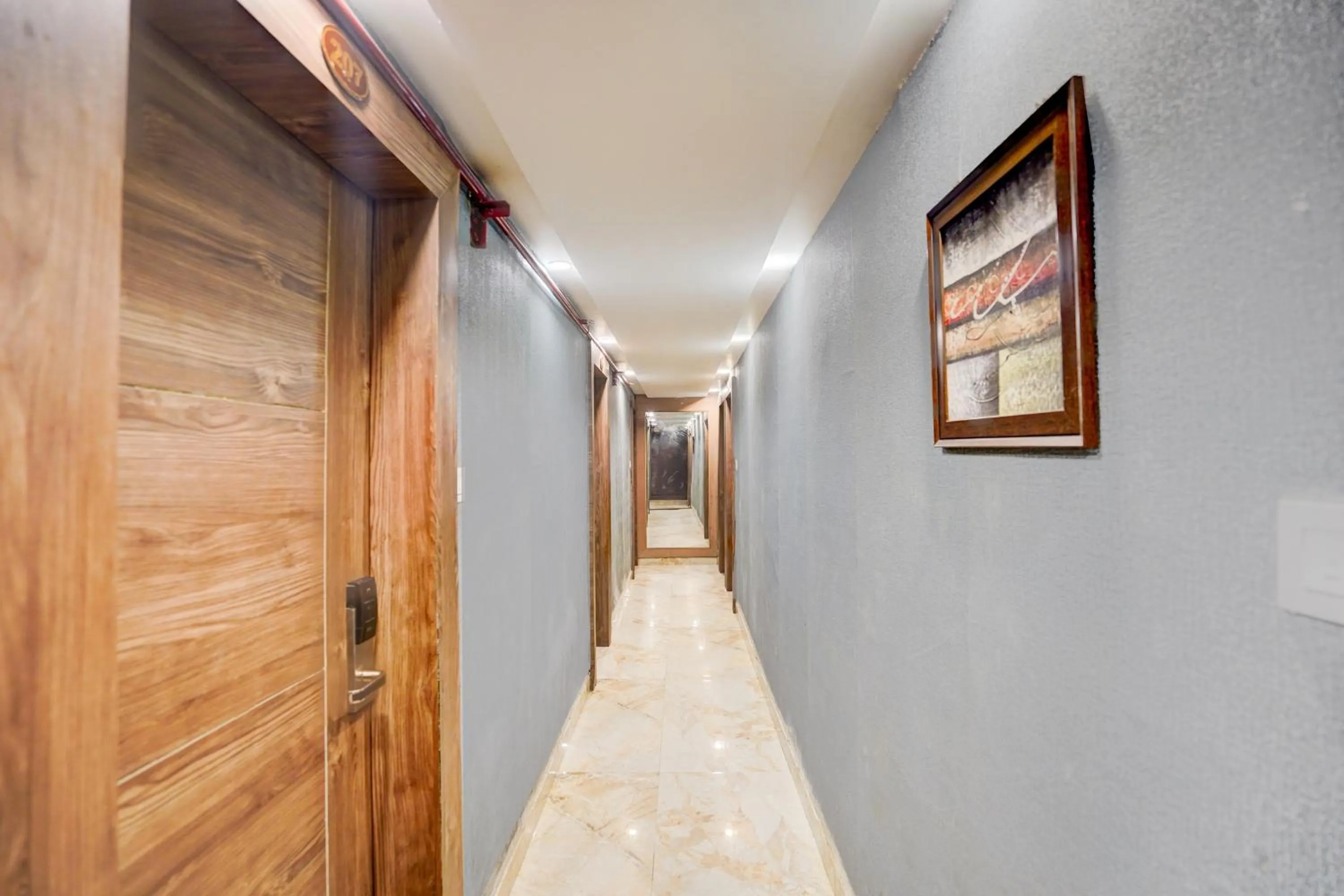 Lobby or reception in Townhouse Prayagraj Central Bus Terminal Formerly Hotel Four View