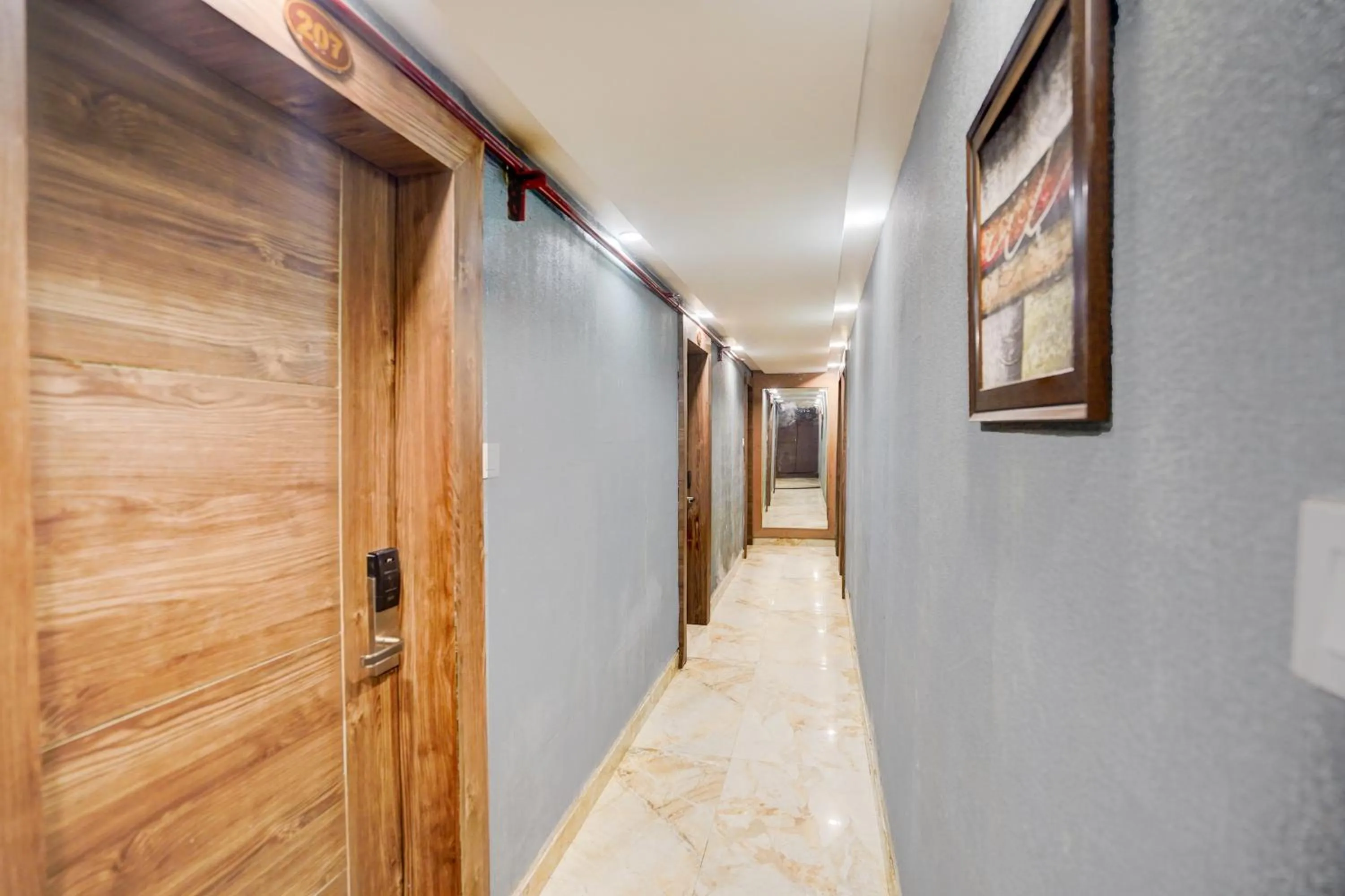 Lobby or reception in Townhouse Prayagraj Central Bus Terminal Formerly Hotel Four View