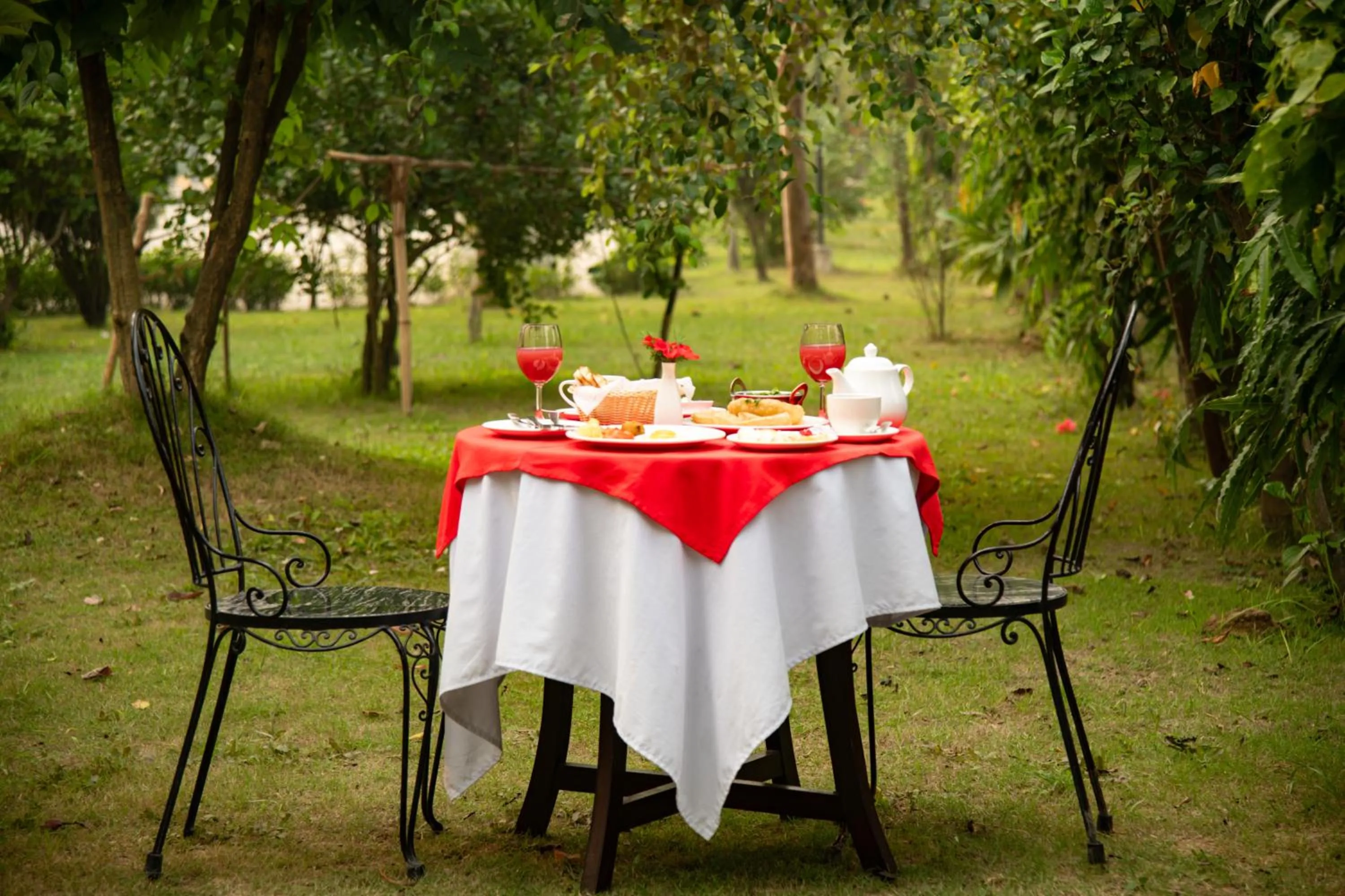 Restaurant/places to eat in Lumbini Zambala Hotel