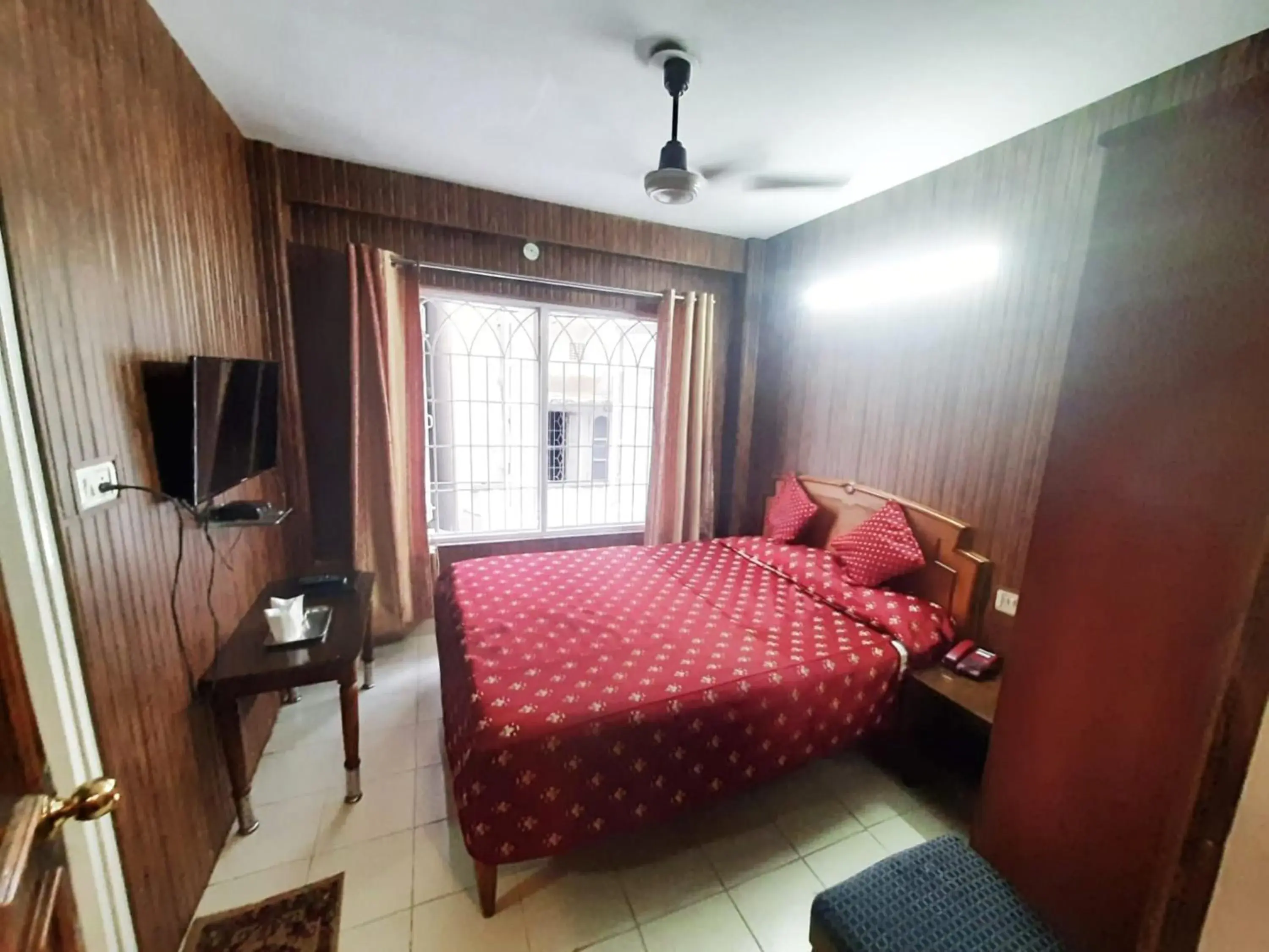 Standard Queen Room in Hotel Nila-Drii Palace Siliguri WB Standard Queen Room in Hotel Nila-Drii Palace Siliguri WB