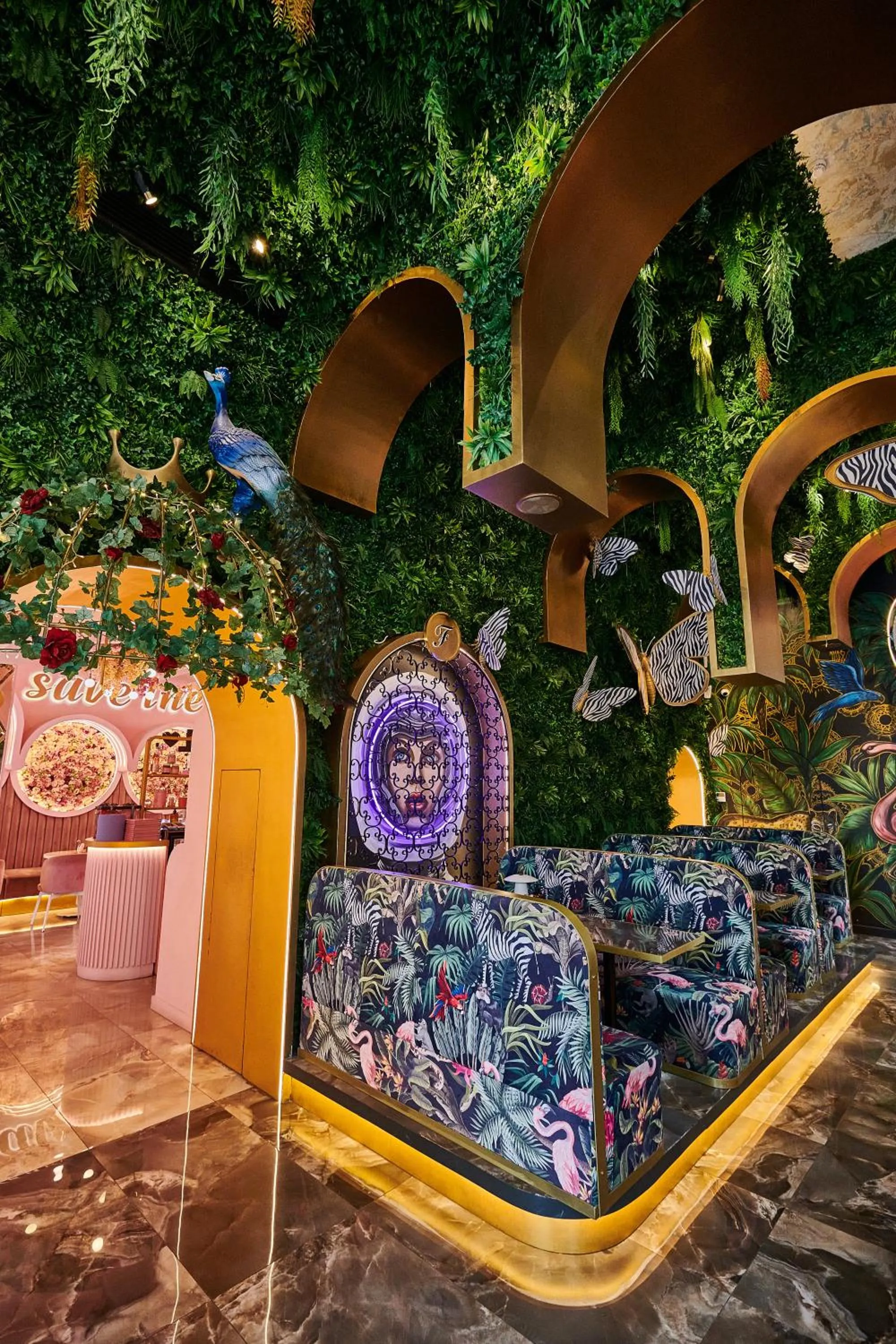 Restaurant/places to eat in Fairytale Athens Suites