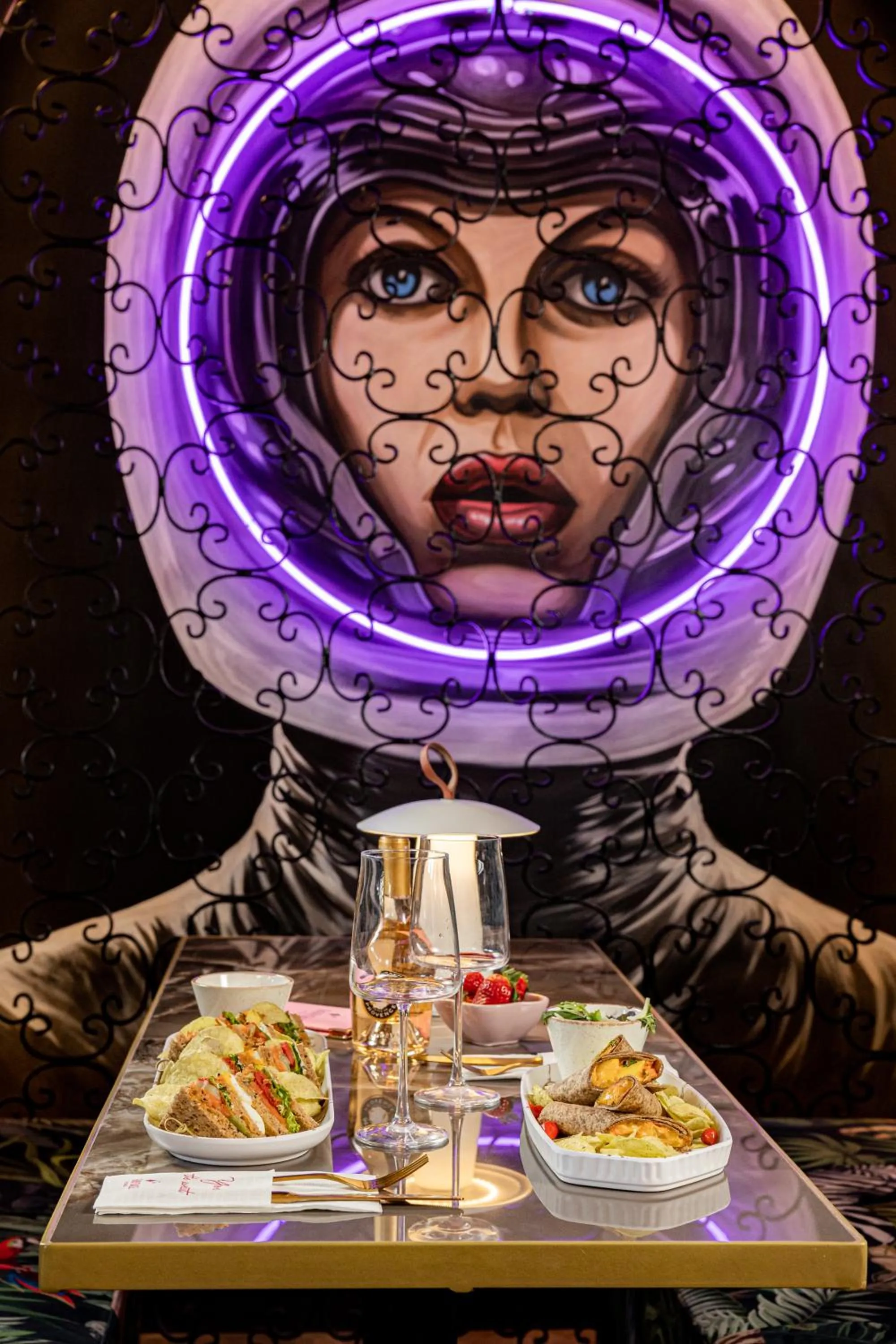 Restaurant/places to eat in Fairytale Athens Suites