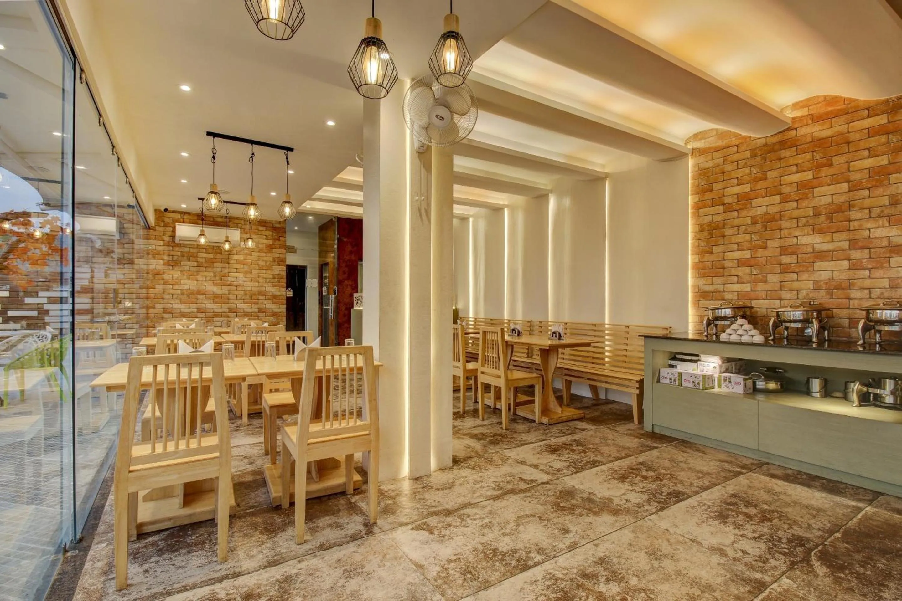 Seating area in Super Townhouse Geetraj Near Shalimar Gateway