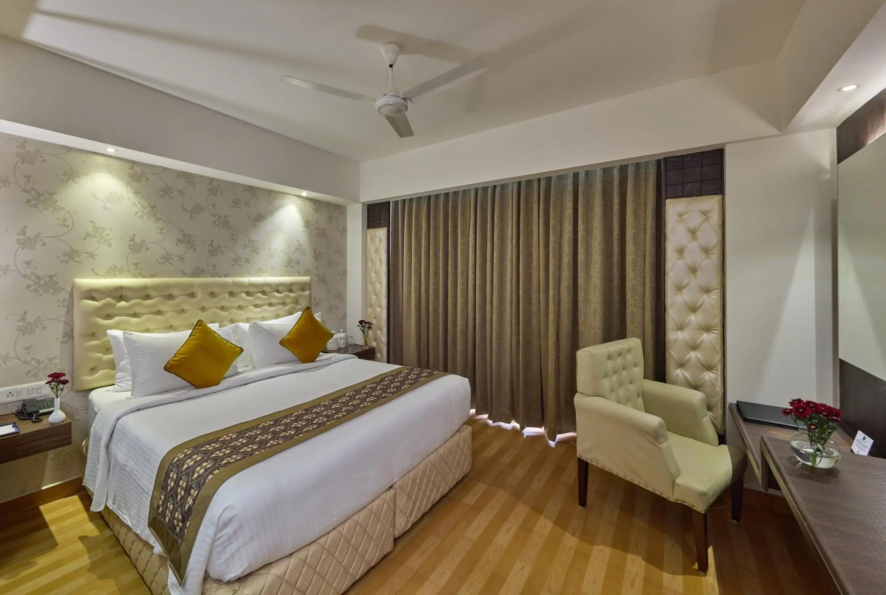 Junior Suite in Grand Continent Premiere - T Nagar Junior Suite in Grand Continent Premiere - T Nagar