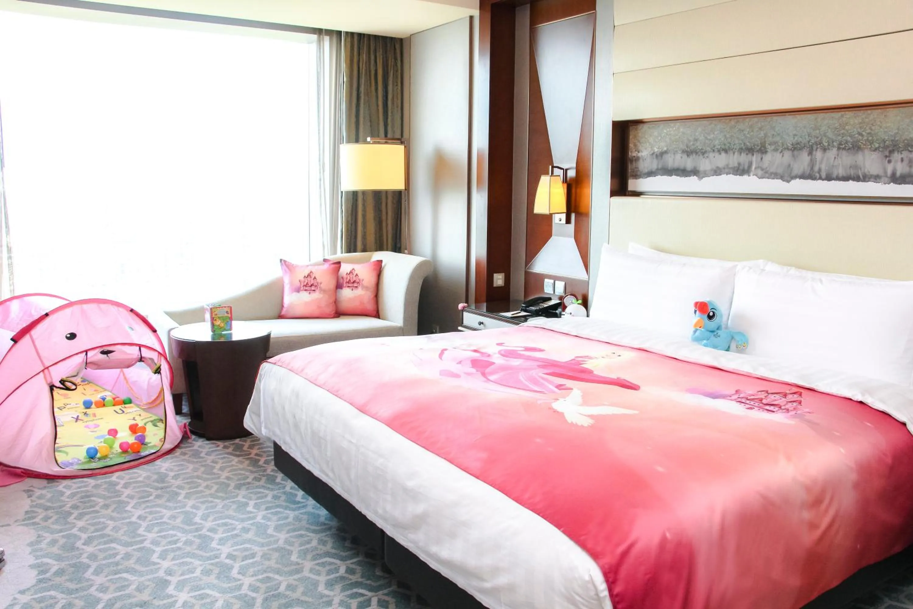 Bedroom, Bed in Shangri-La Tangshan