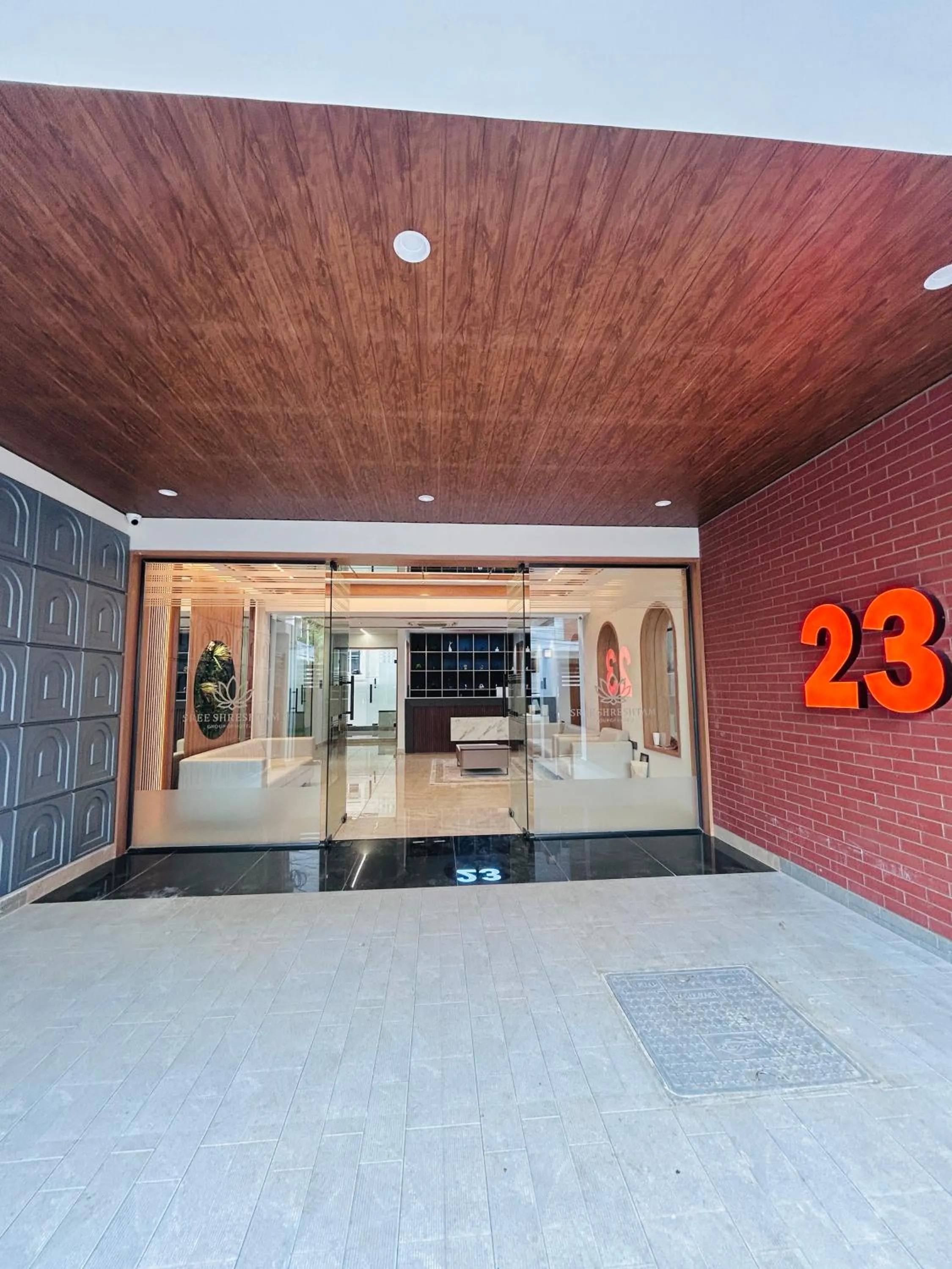 Property building in 23 Urban Square