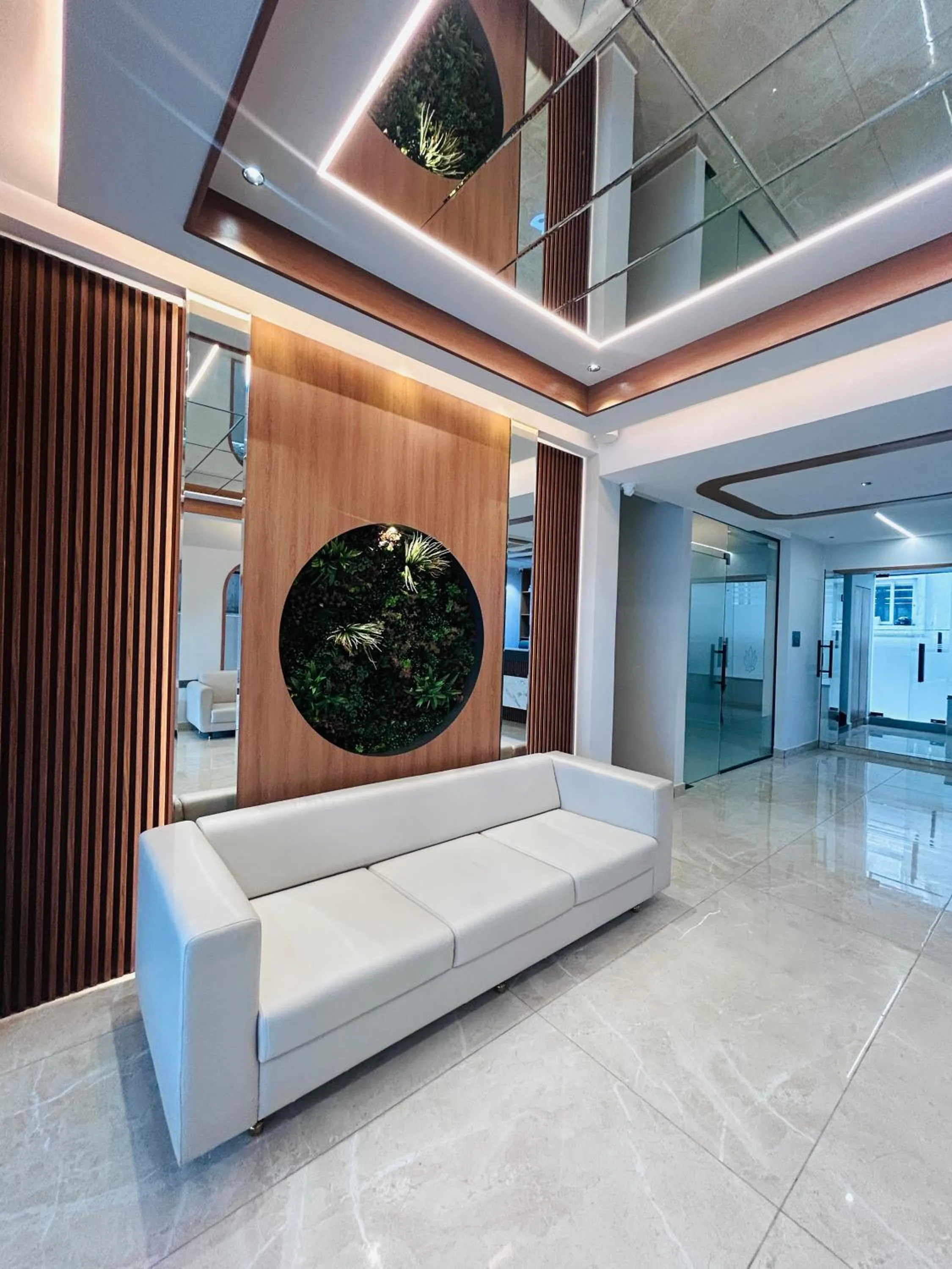 Lobby or reception in 23 Urban Square