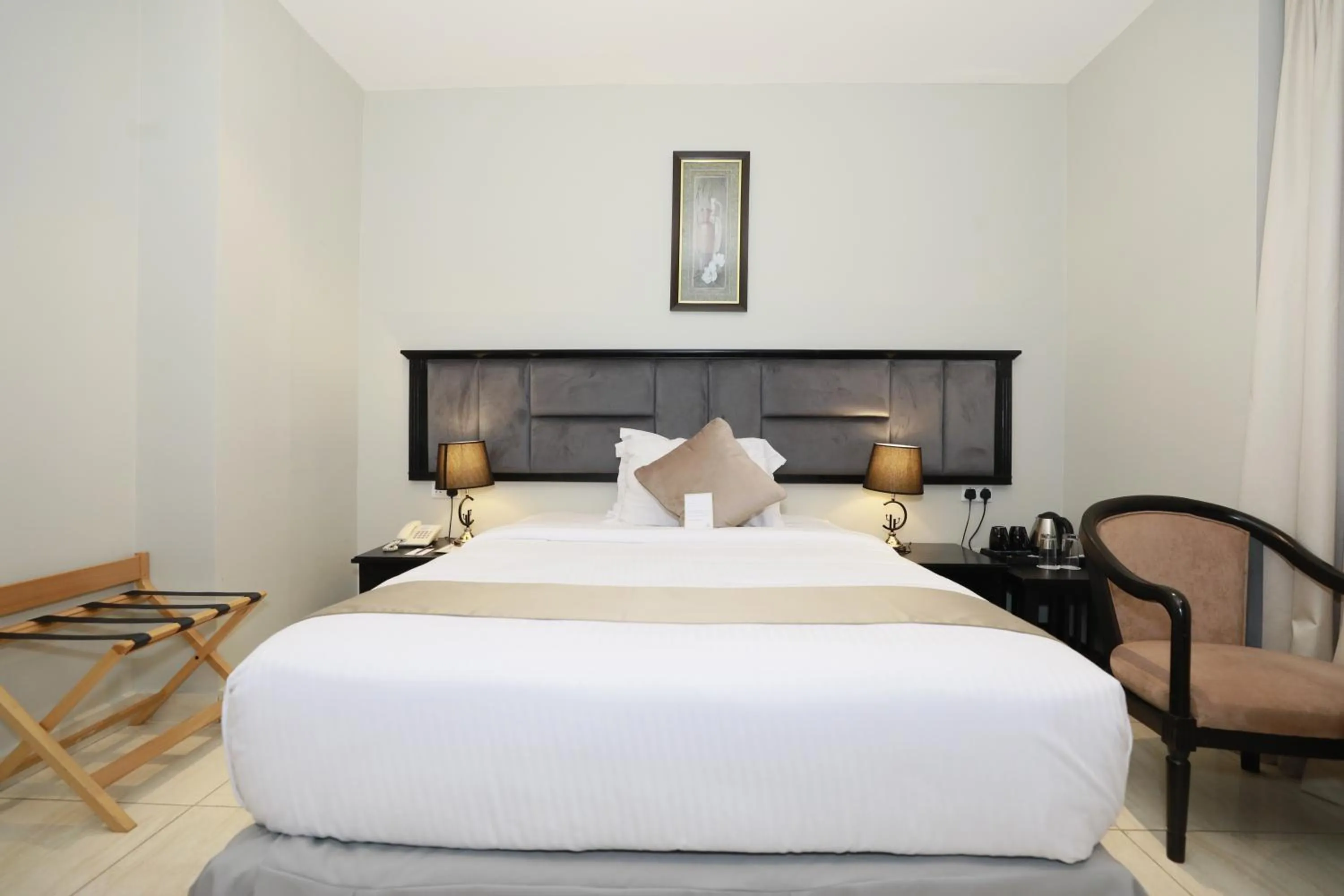 Bed in City Point Hotel