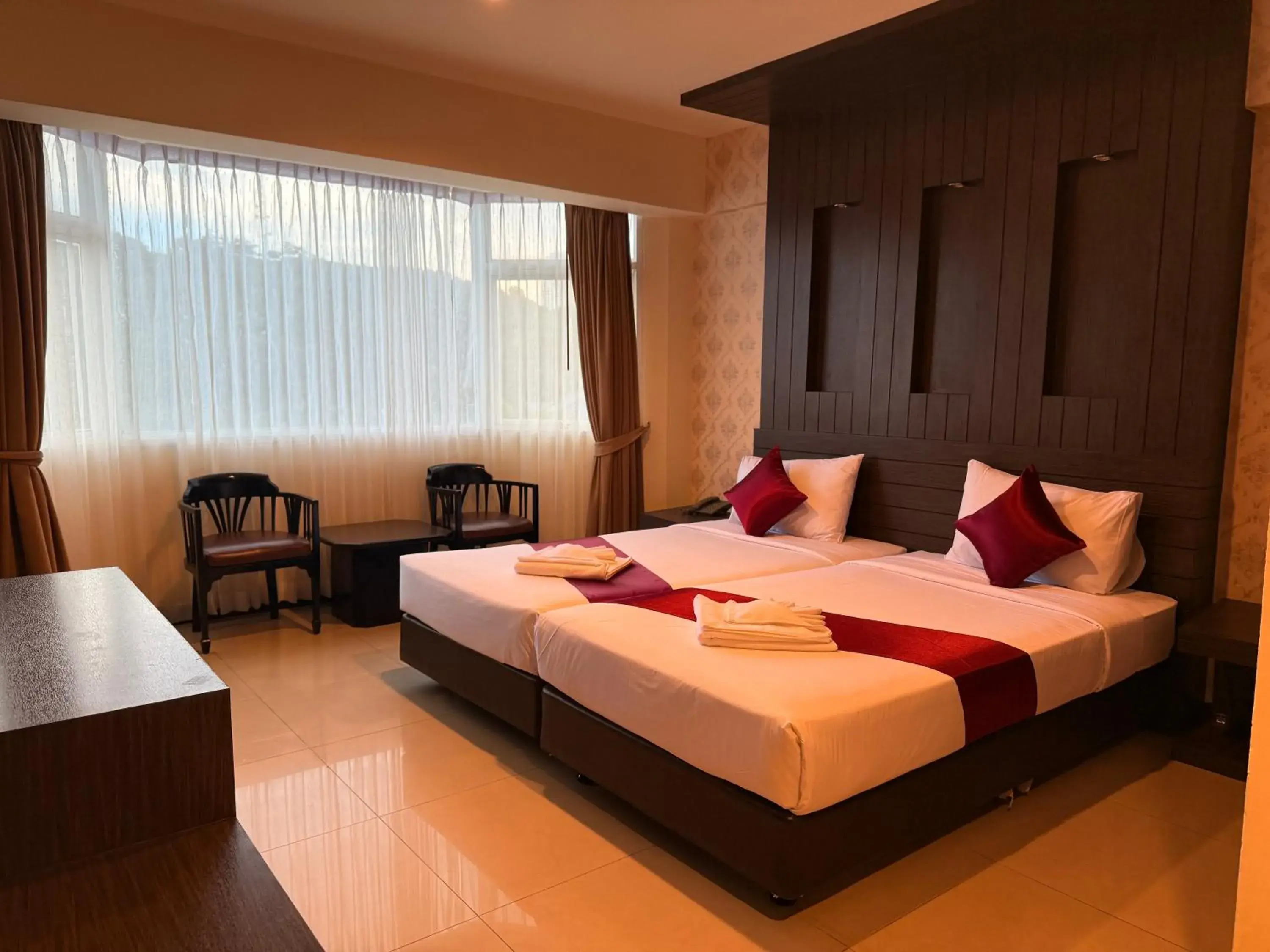 Superior Twin Room in Suncity Hotel Pattaya Superior Twin Room in Suncity Hotel Pattaya