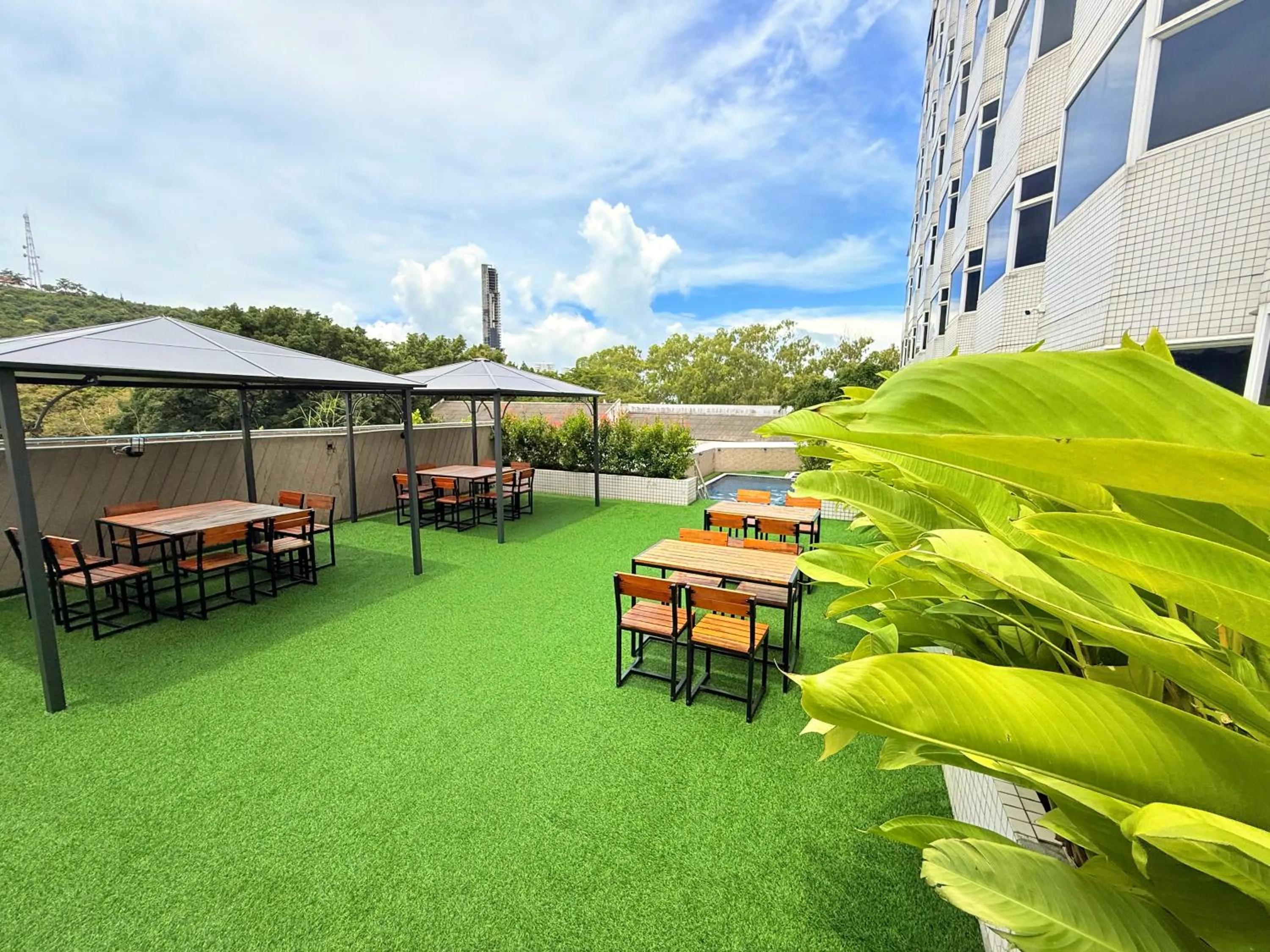 Lounge or bar in Suncity Hotel Pattaya