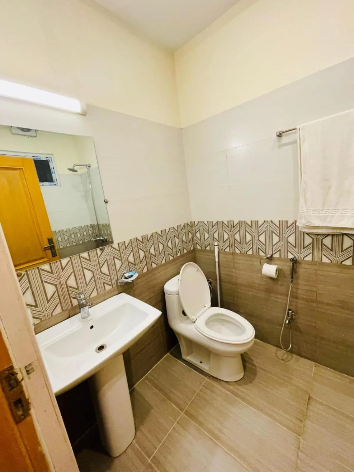 Shower in Dream Lodge House