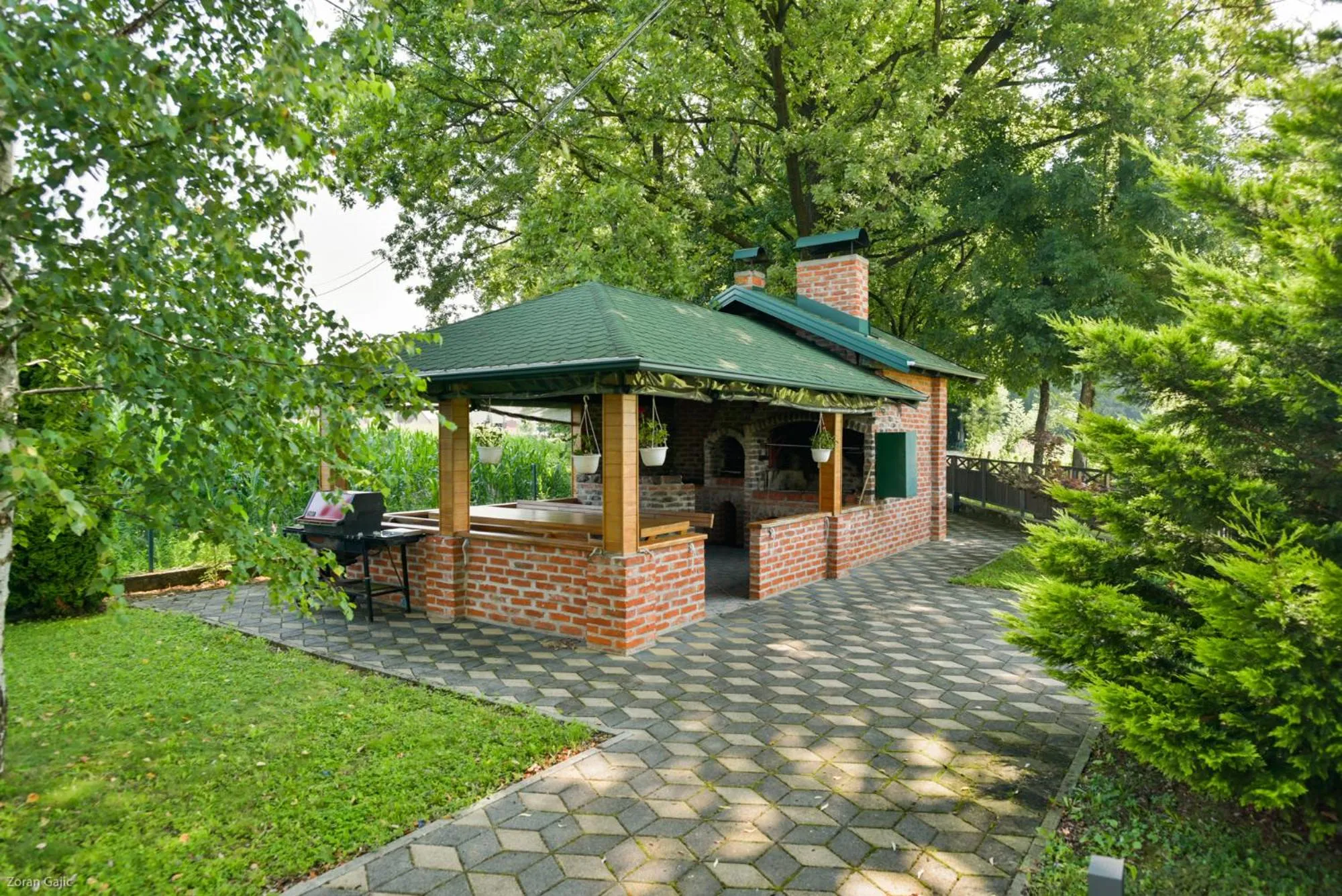 Hotel & Distillery Monogram