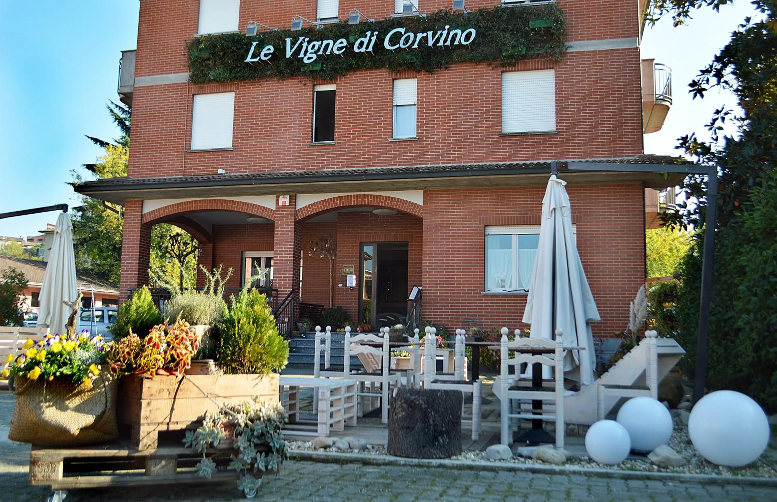 Property building in Hotel Le Vigne di Corvino
