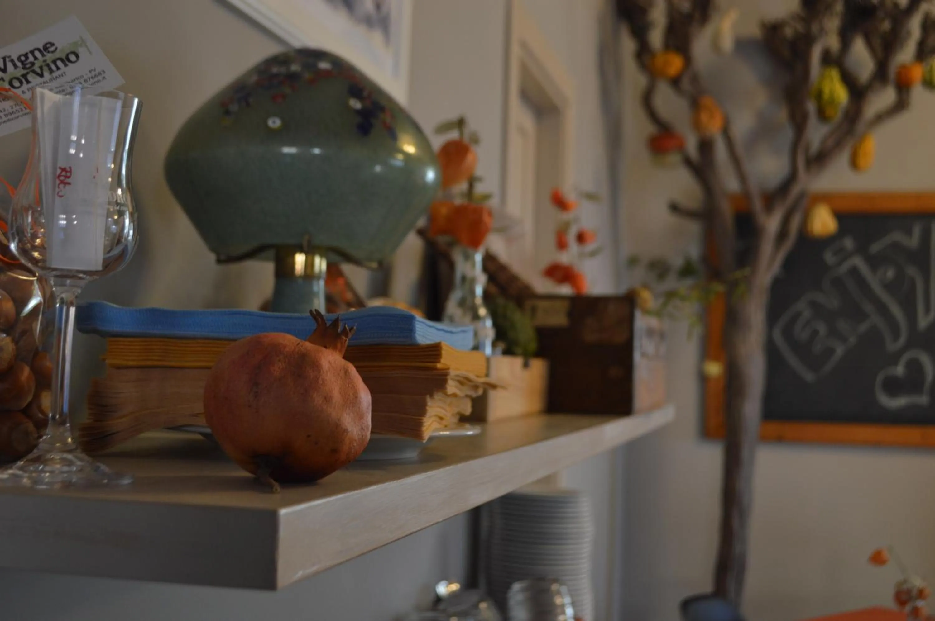 Decorative detail in Hotel Le Vigne di Corvino