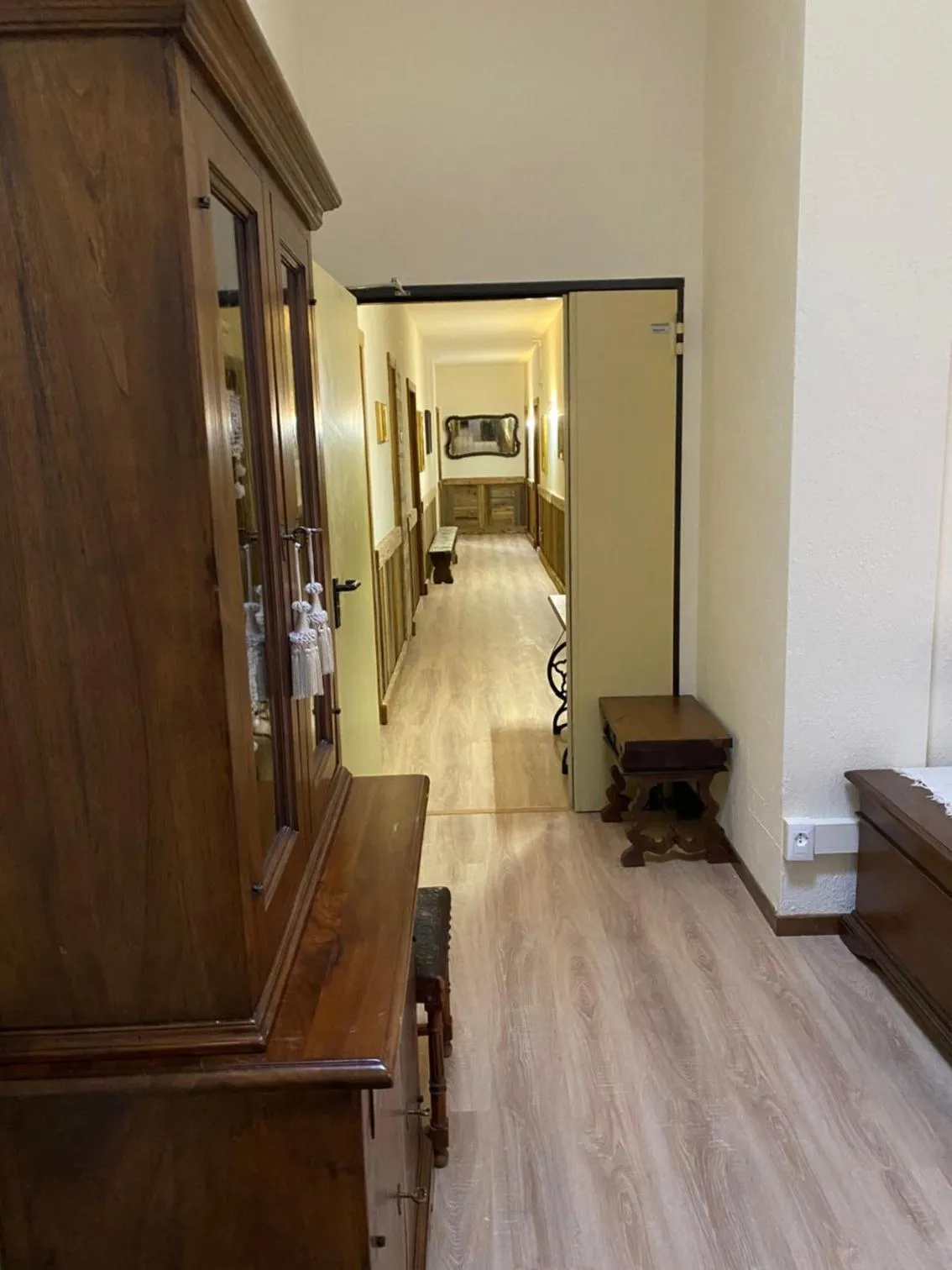 Bedroom in Hotel Le Clou