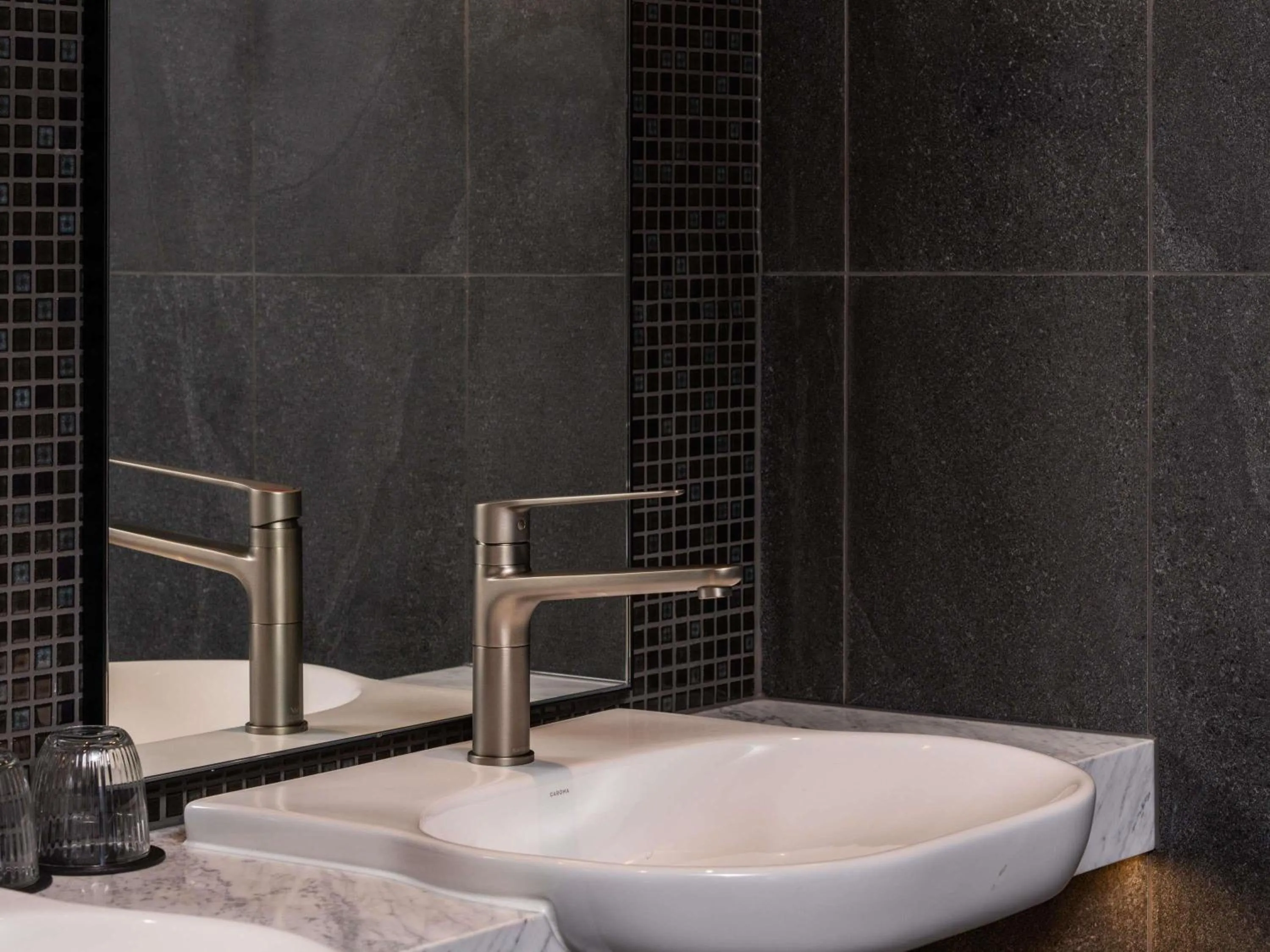 Bedroom in Novotel Sydney Cabramatta