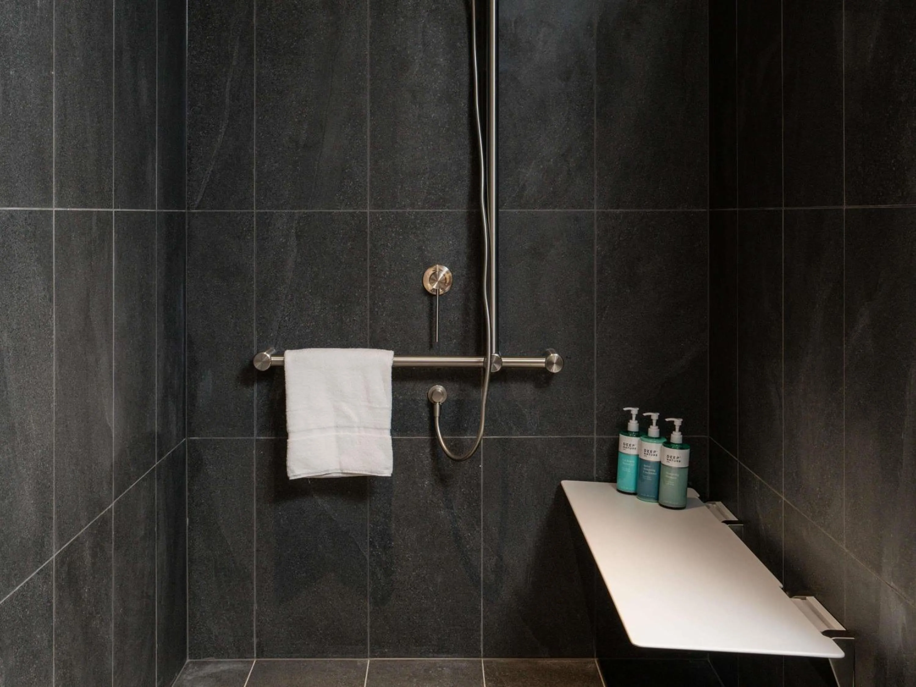 Bedroom in Novotel Sydney Cabramatta