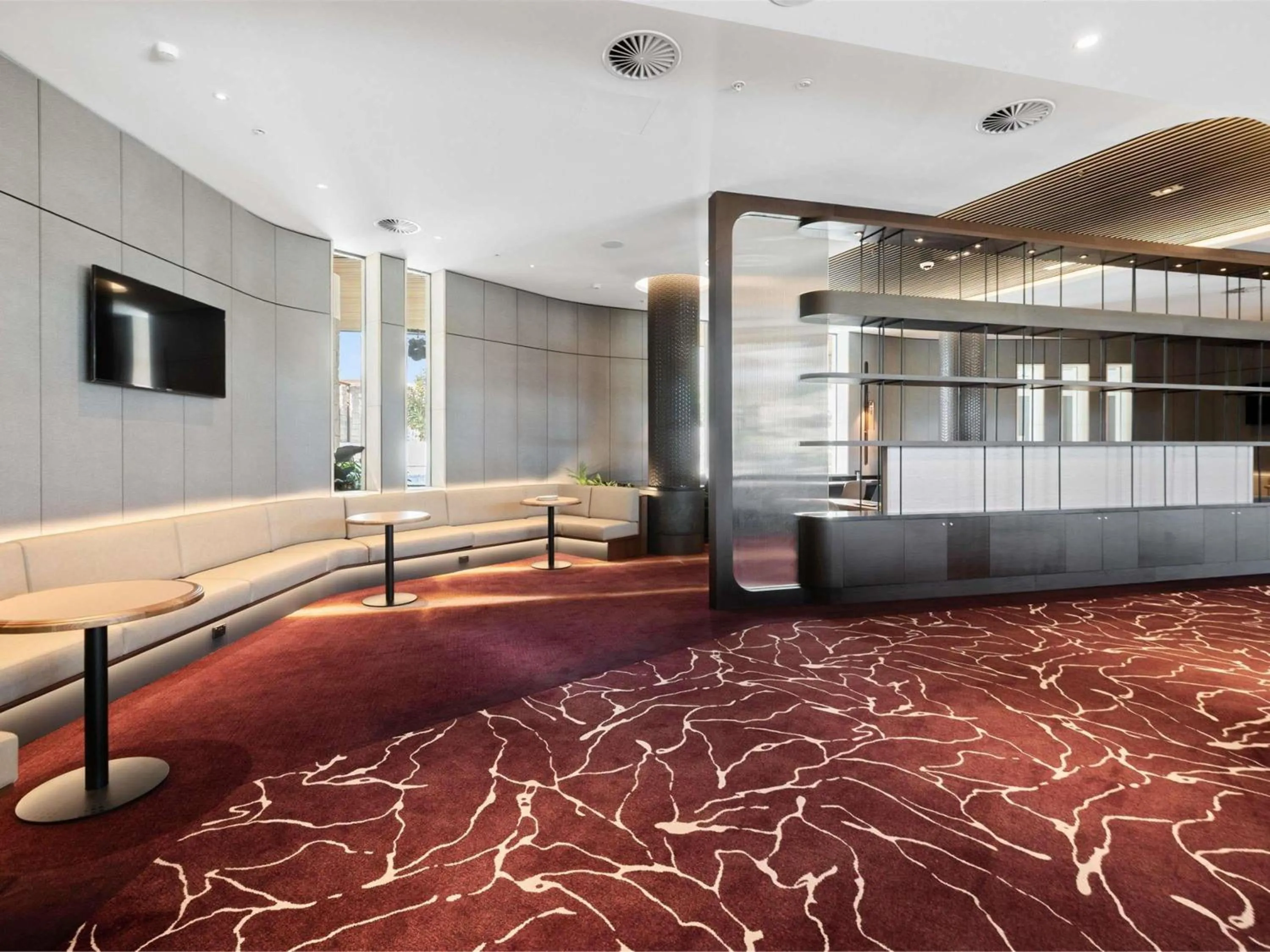 Lounge or bar in Novotel Sydney Cabramatta