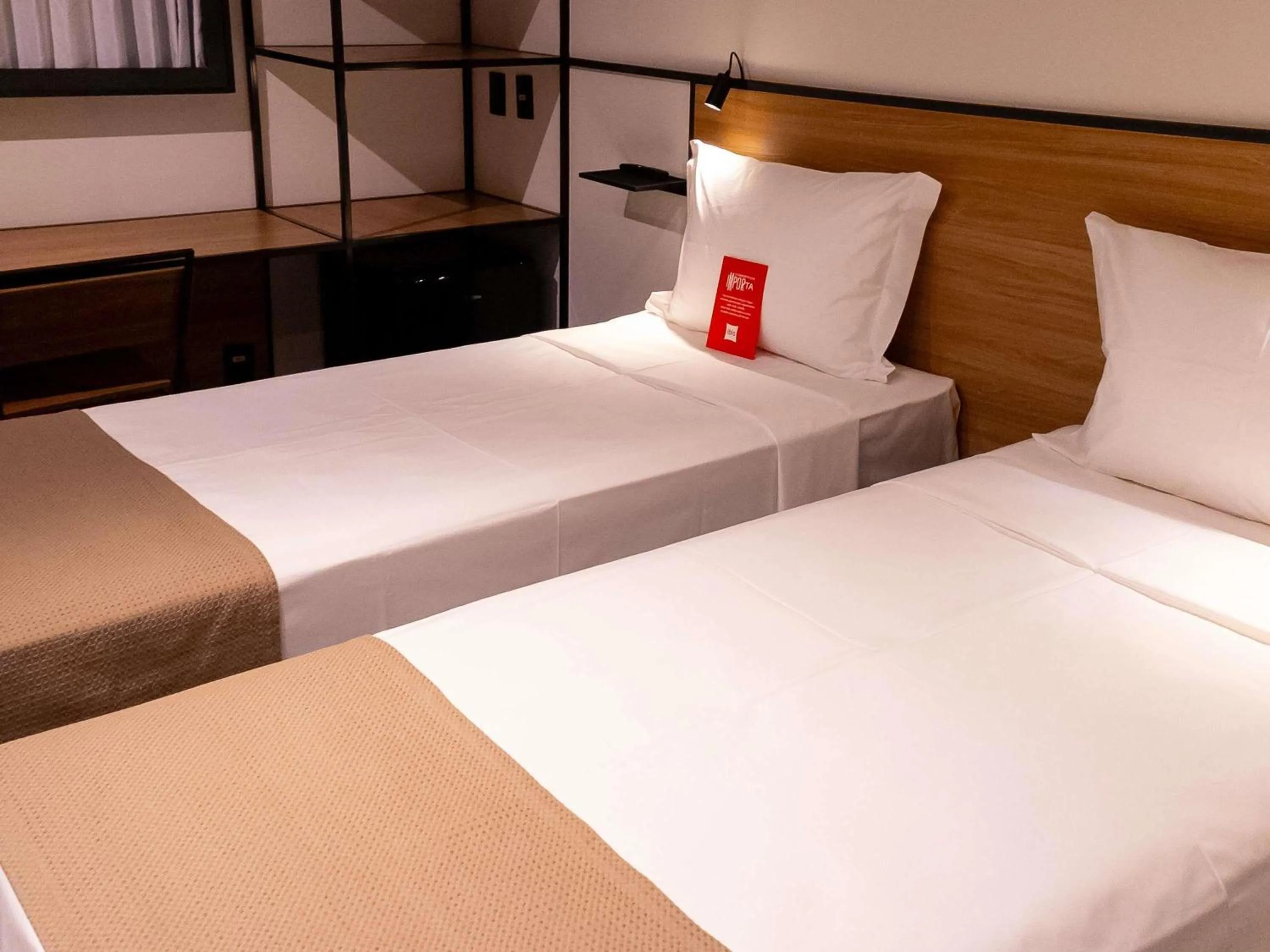 Bedroom, Bed in Ibis Votuporanga