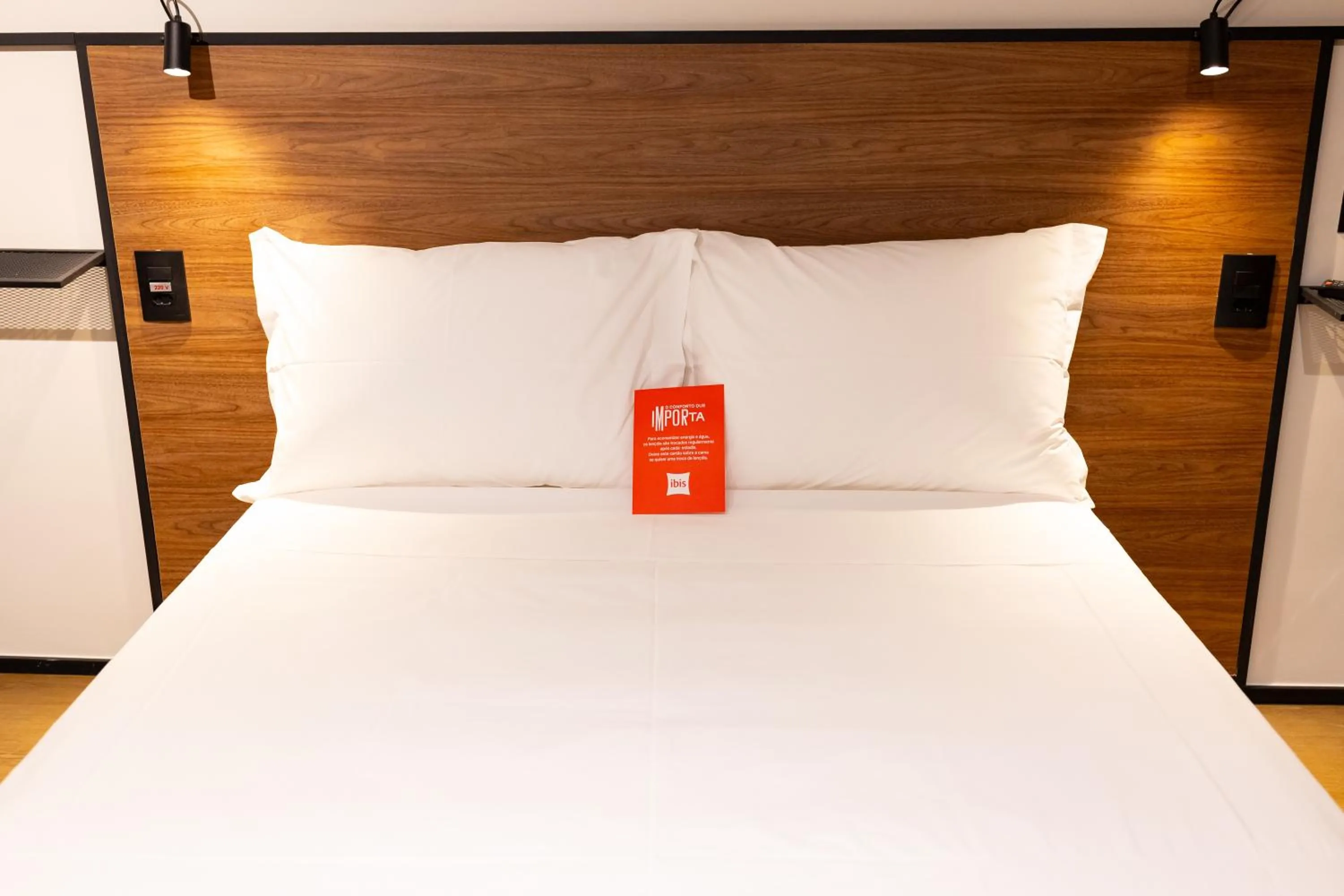 Bed in Ibis Votuporanga