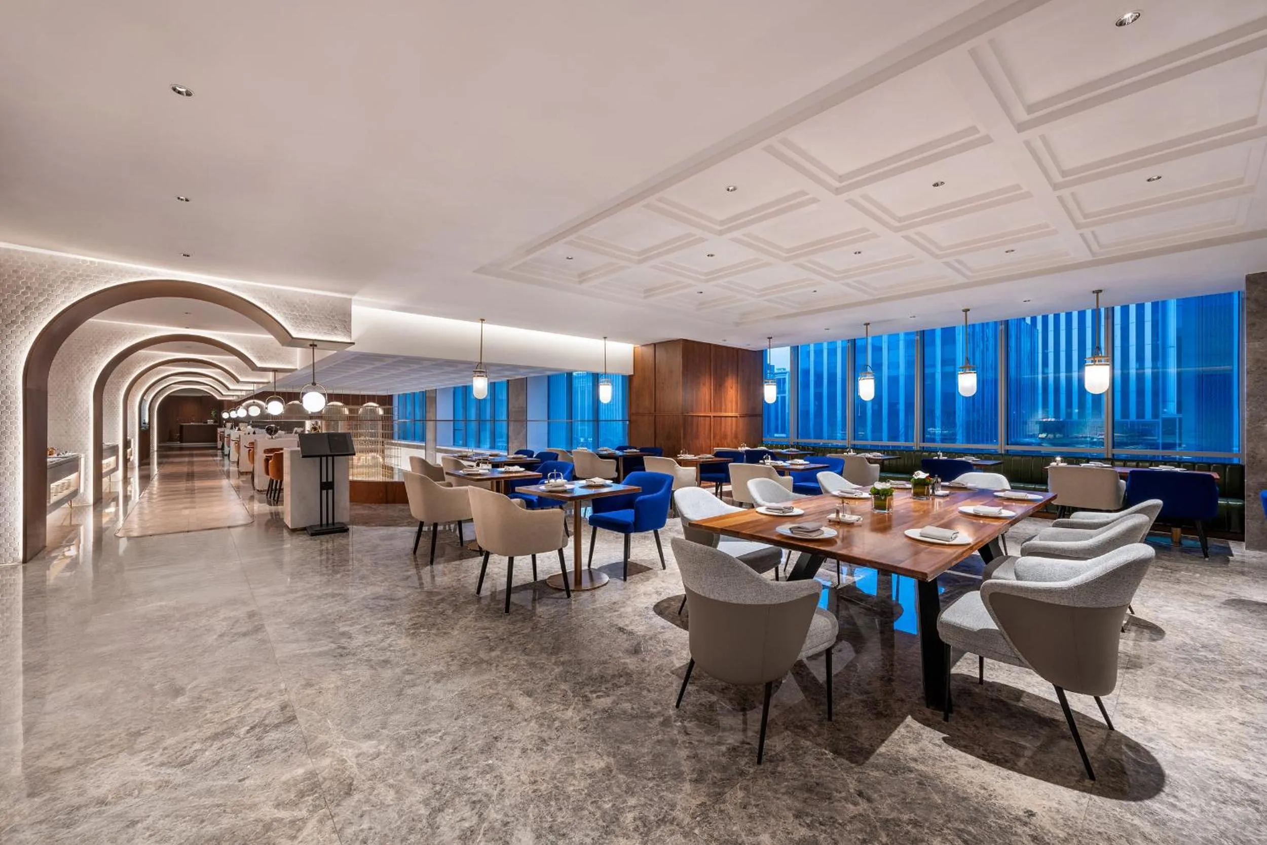 Restaurant/places to eat in Novotel Shanghai Baoshan Jiusi