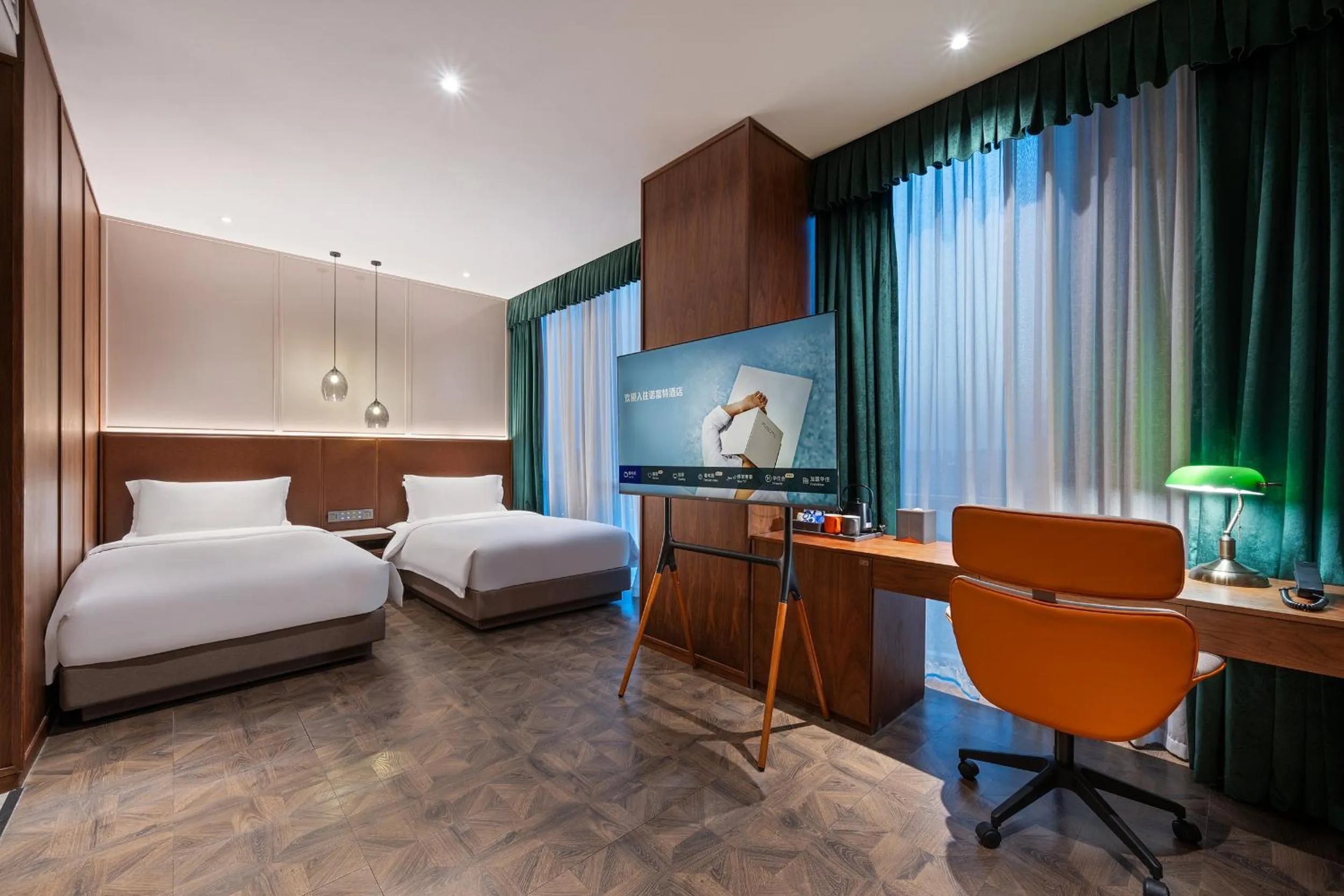 Photo of the whole room, Bed in Novotel Shanghai Baoshan Jiusi