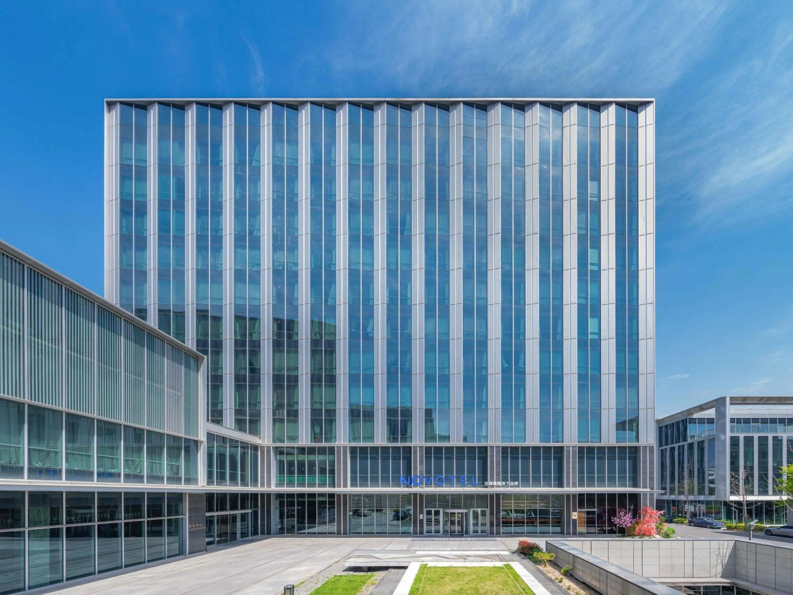 Property building in Novotel Shanghai Baoshan Jiusi