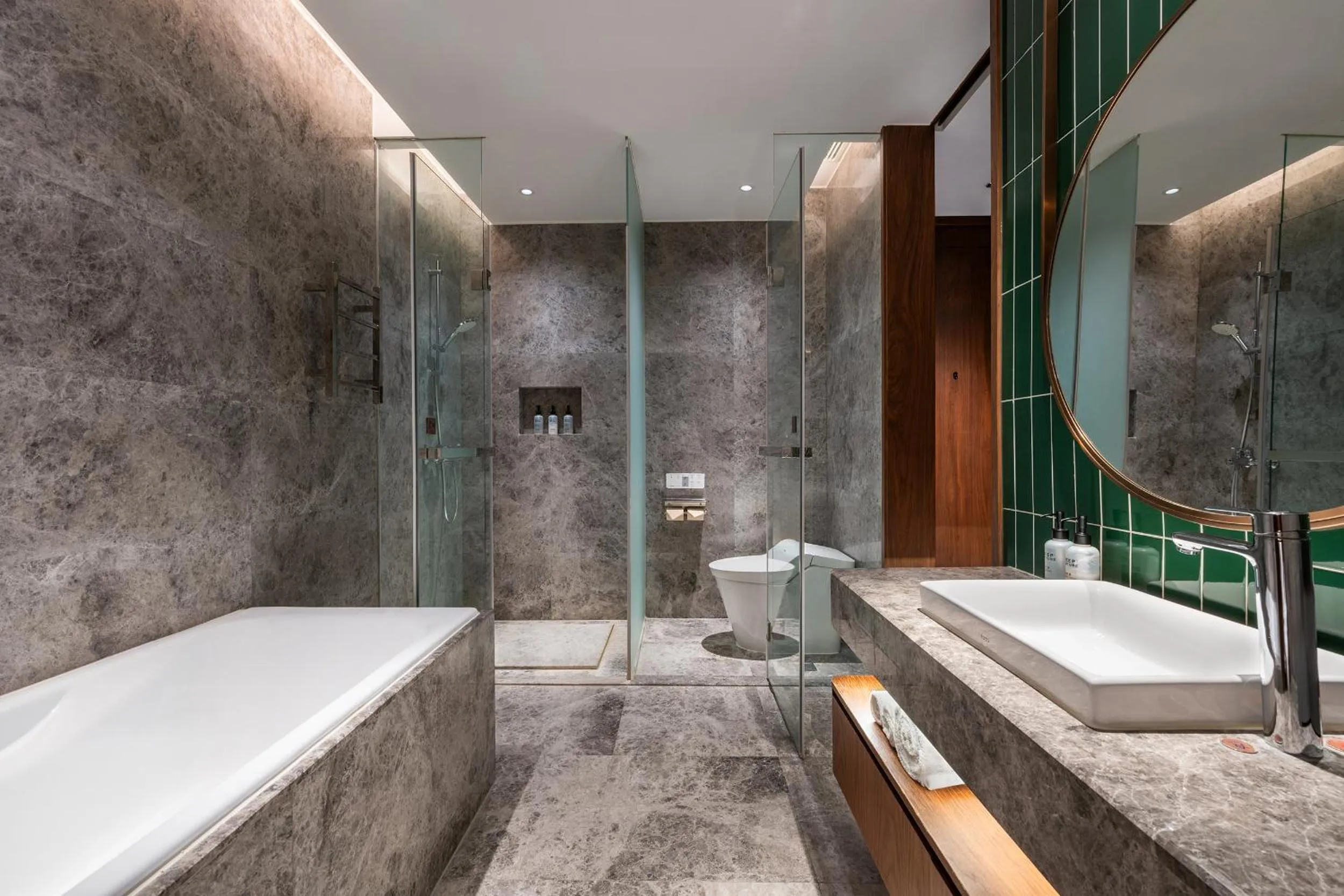 Shower in Novotel Shanghai Baoshan Jiusi