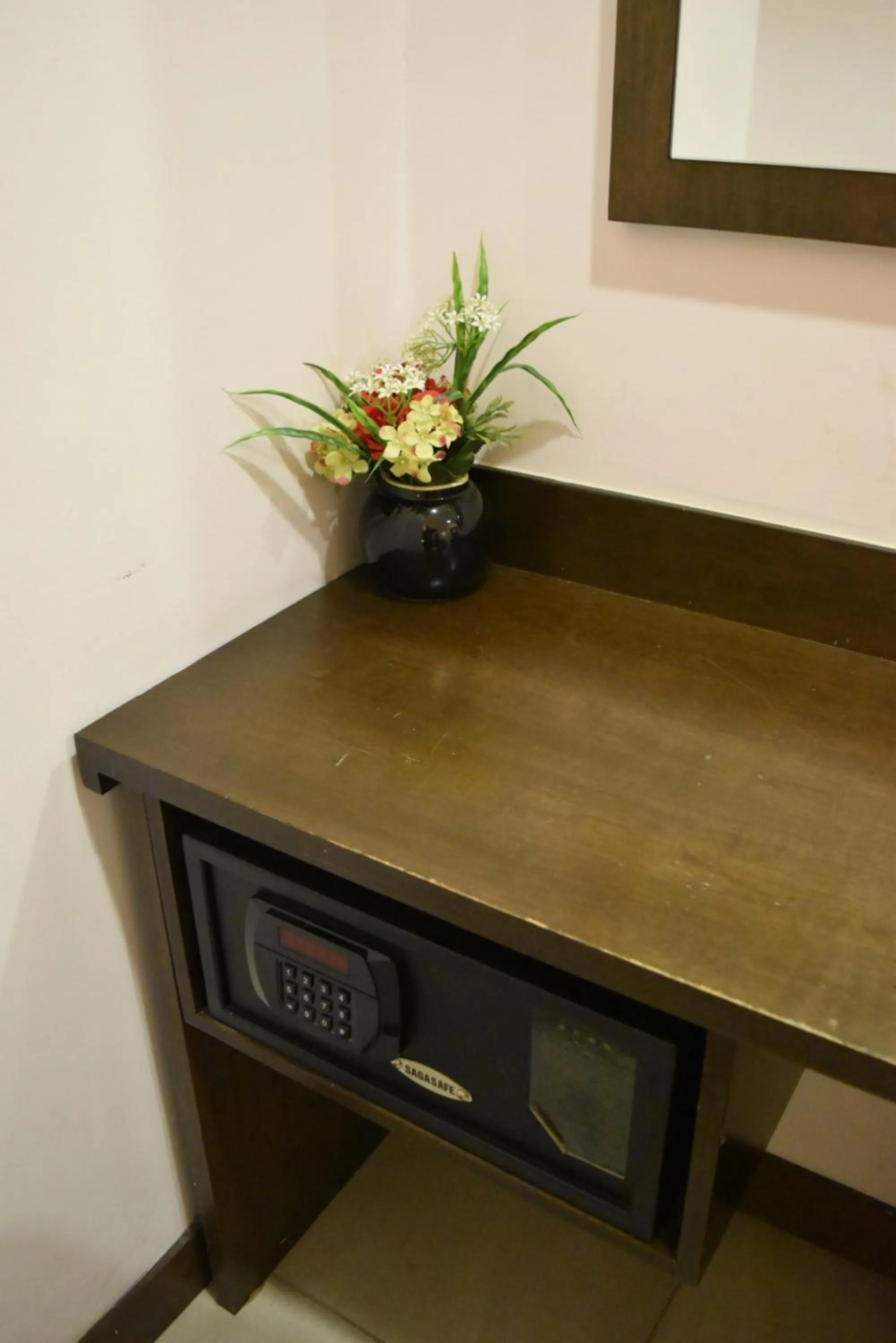 Decorative detail in Sunrise Hotel