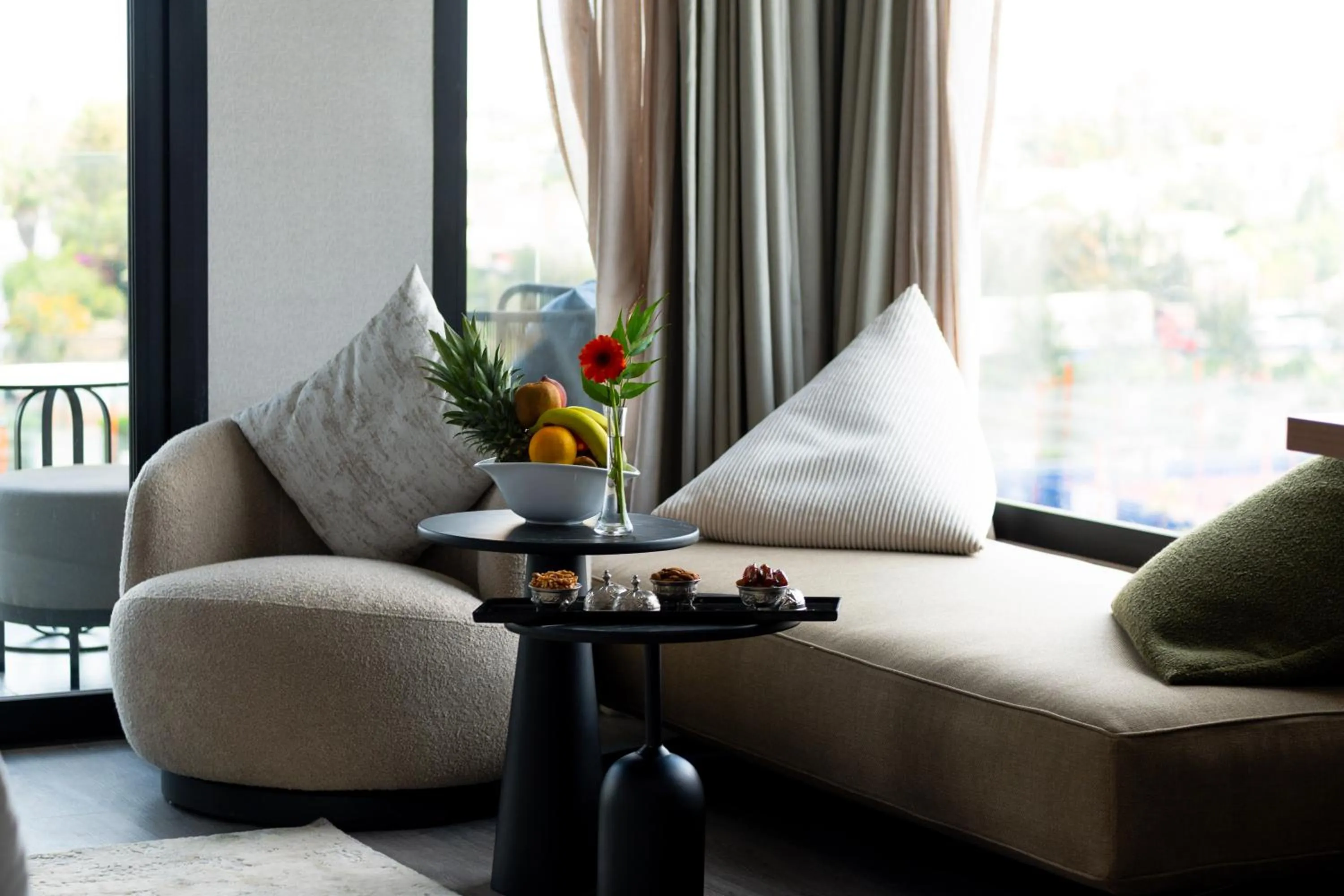 Seating area in City Park Hôtel