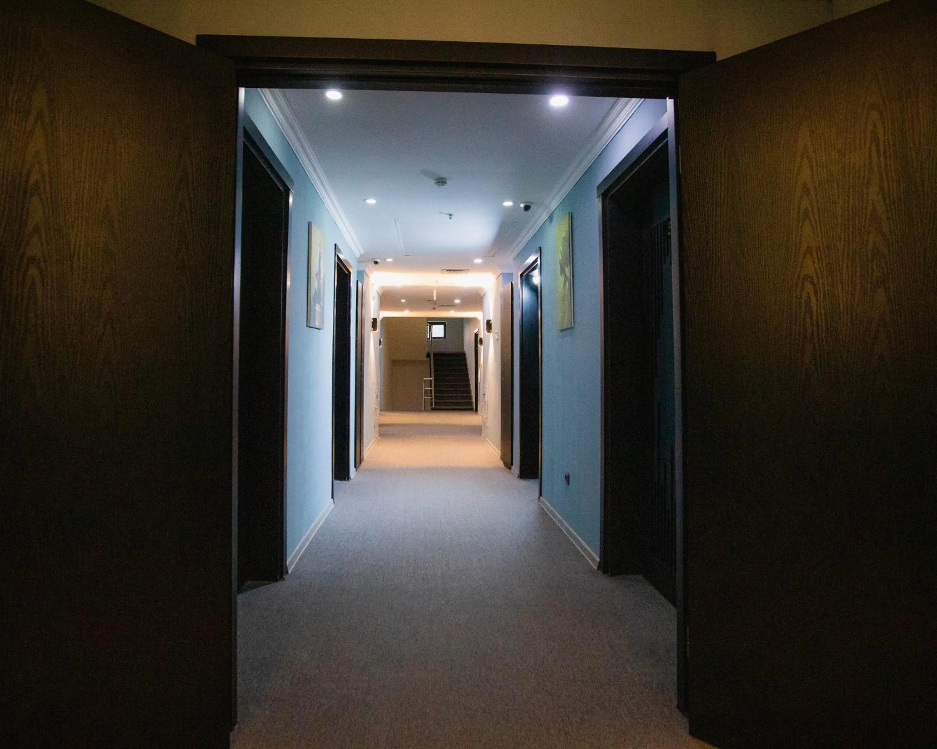 Decorative detail in Corniche White City Hotel